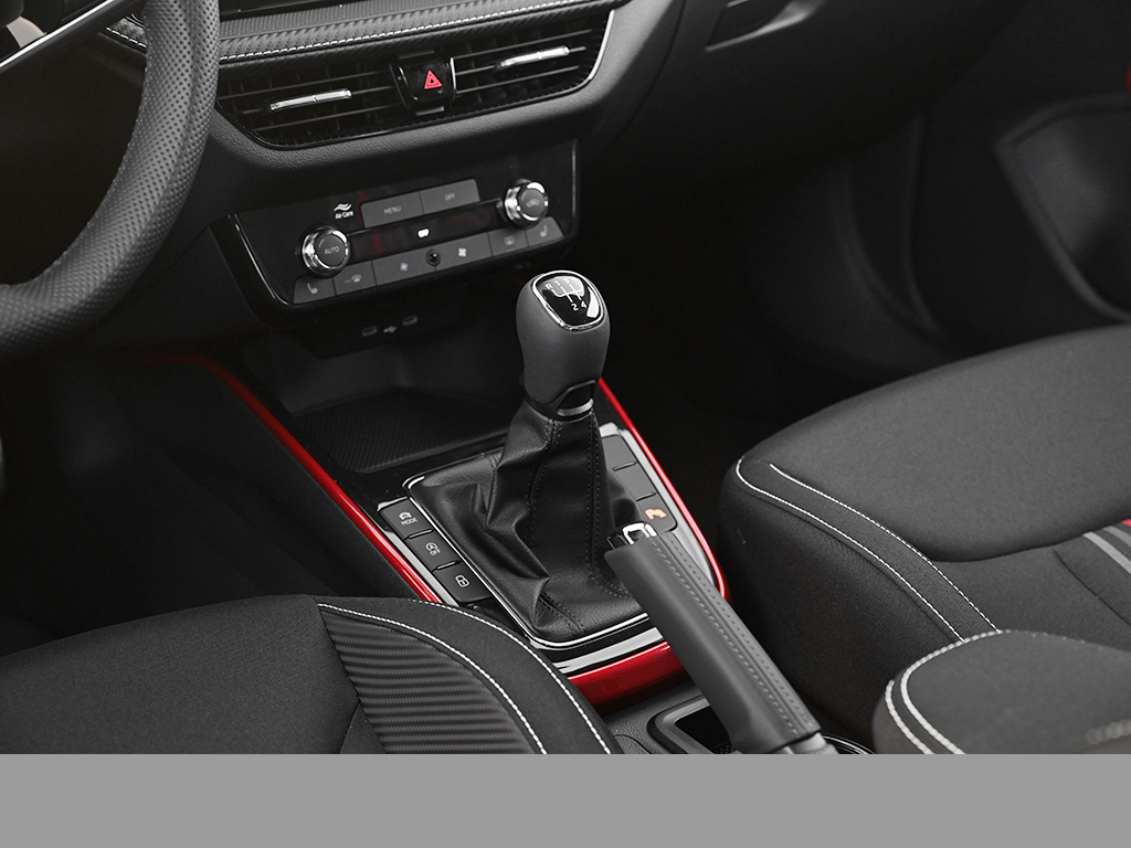 Skoda Fabia 1.0 MONTE CARLO CAM ACC NAVI CARPLAY ALU