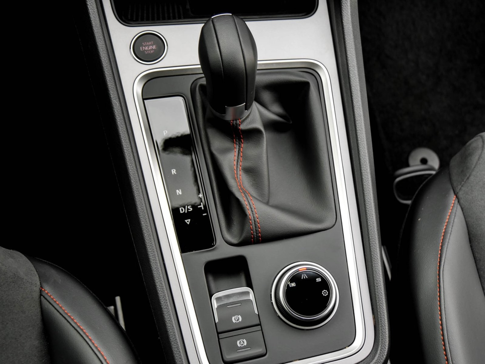 Seat Ateca 2.0 FR BEATS CAM ACC LM18 NAVI SITZHEIZUNG