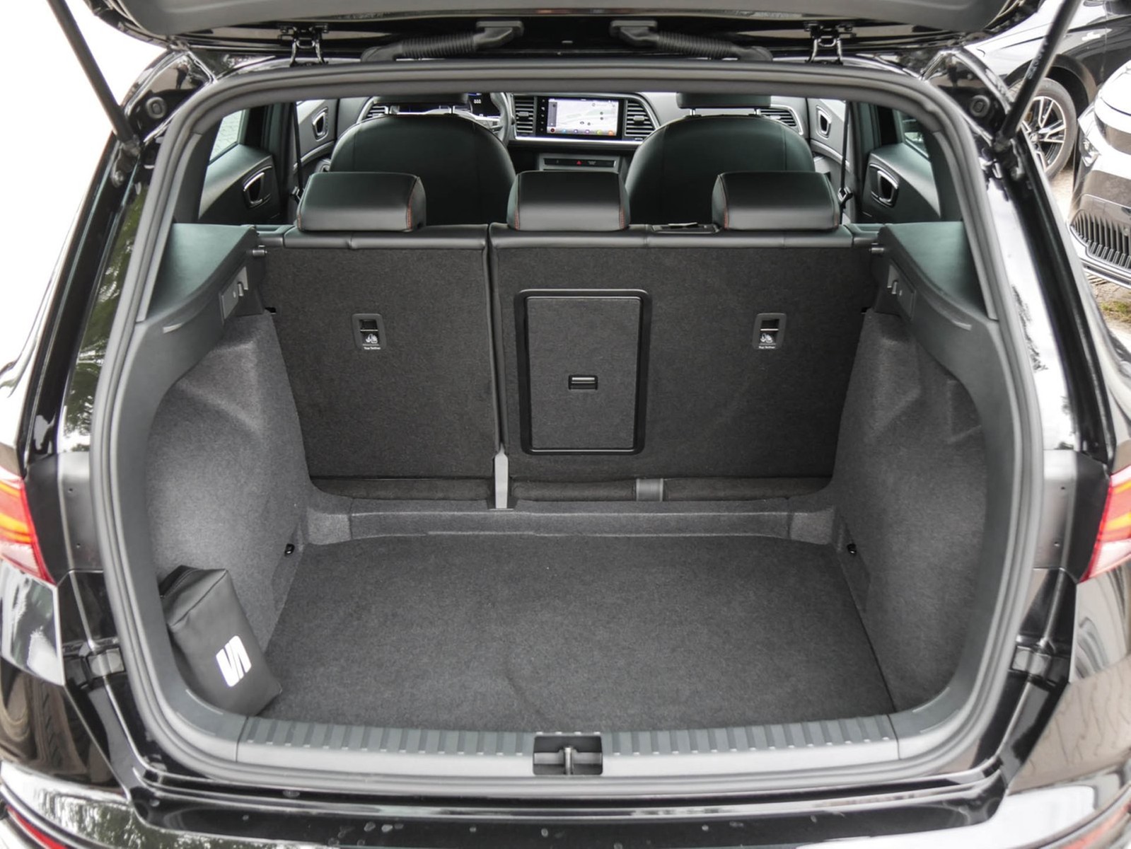 Seat Ateca 2.0 FR BEATS CAM ACC LM18 NAVI SITZHEIZUNG