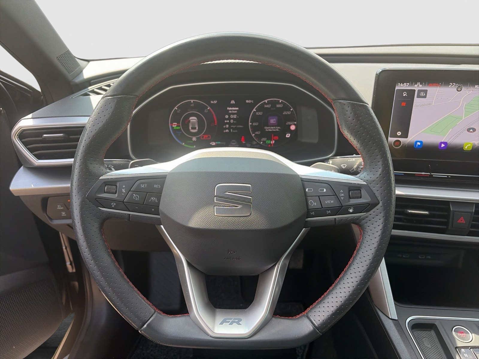 Seat Leon ST 1.4 HYBRID FR AHK CAM ACC LM18 NAVI