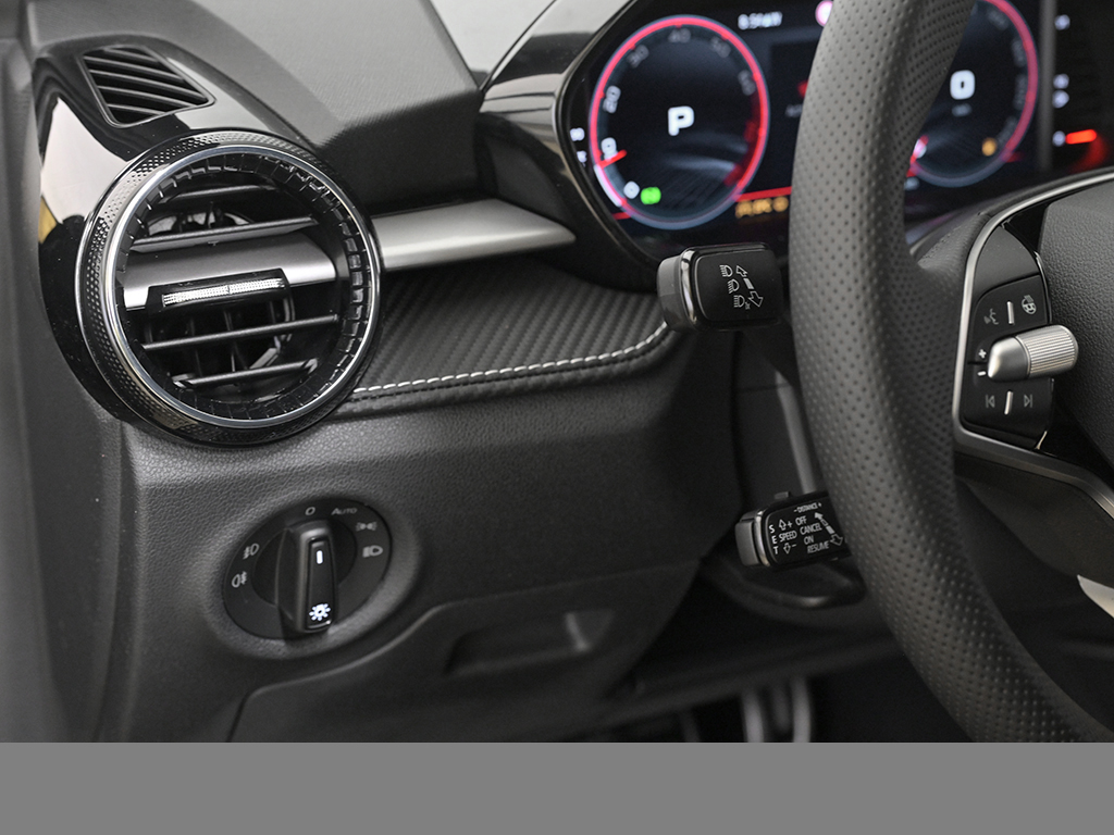 Skoda Fabia 1.5TSI DSG 130 177PS SPORT ACC NAV SHZ