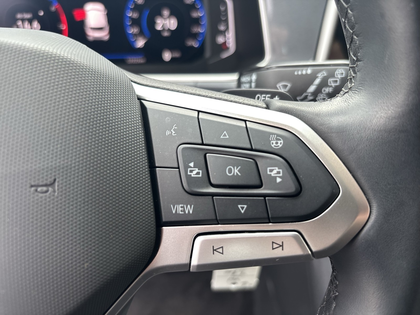 Volkswagen T-Roc 1.5 STYLE PANO CAM ACC MATRIX LM17 CARPLAY