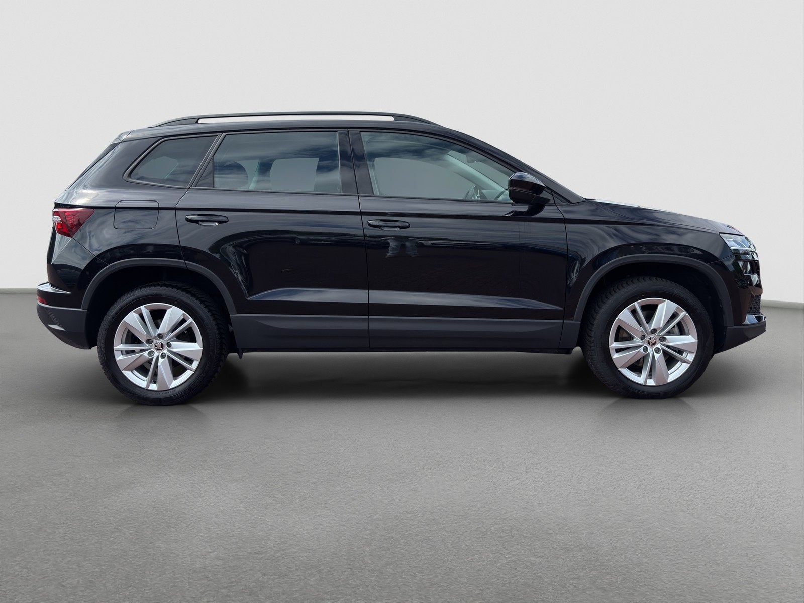 Skoda Karoq 1.5 SELECTION CAM LM17 NAVI SITZHEIZUNG