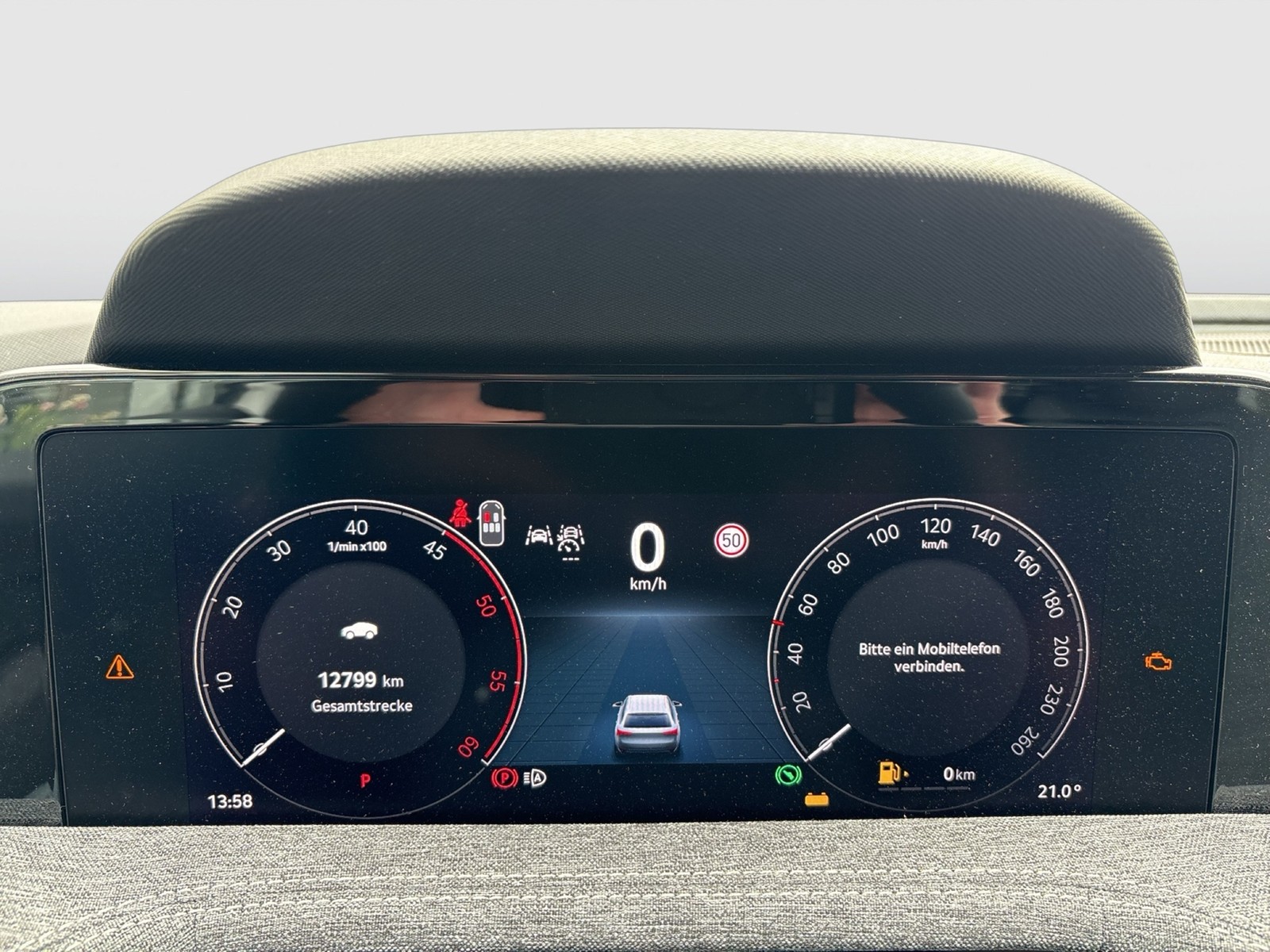 Skoda Superb Combi 2.0 SELECTION AHK CAM ACC MATRIX
