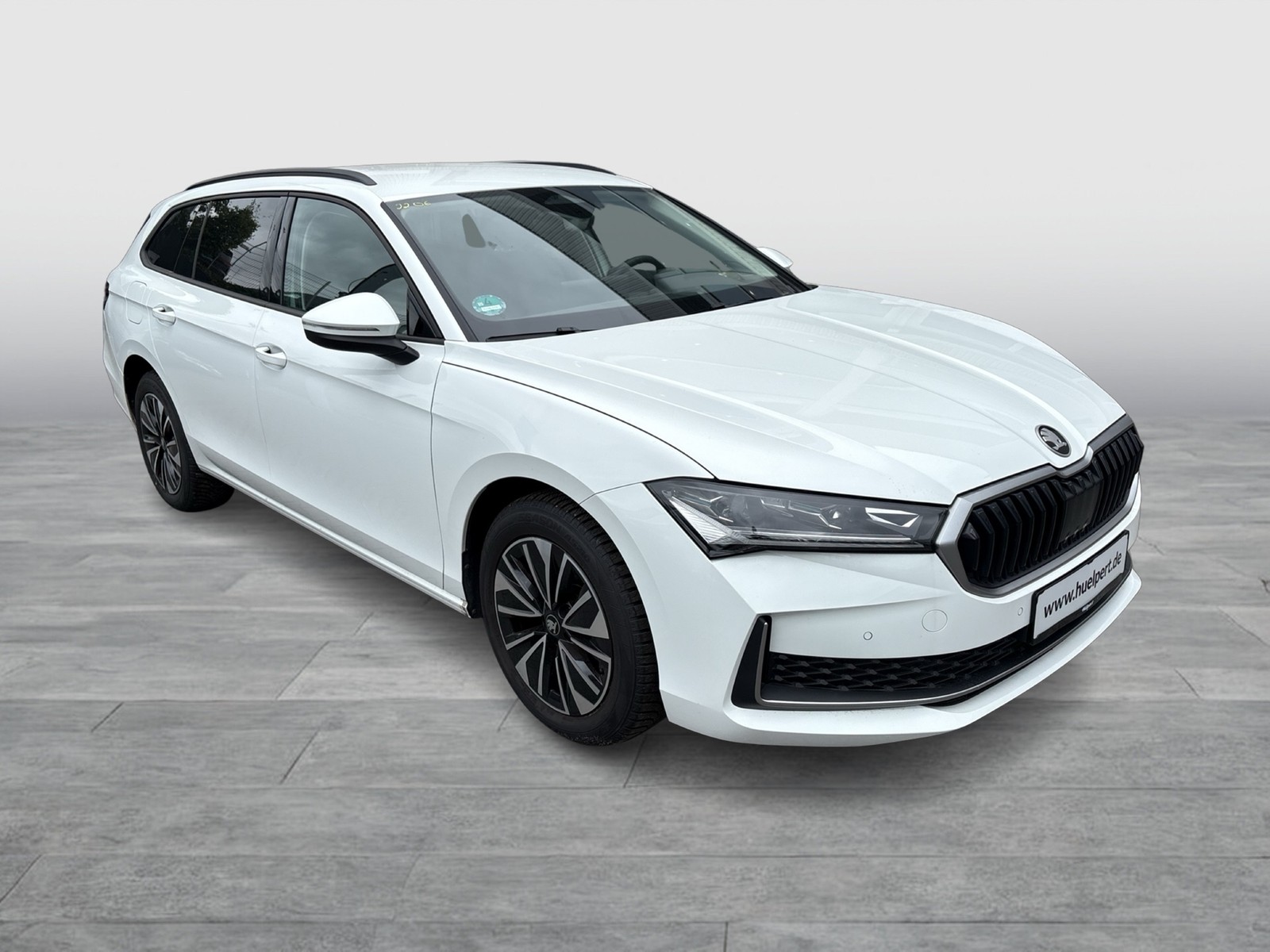 Skoda Superb Combi 2.0 SELECTION AHK CAM ACC MATRIX