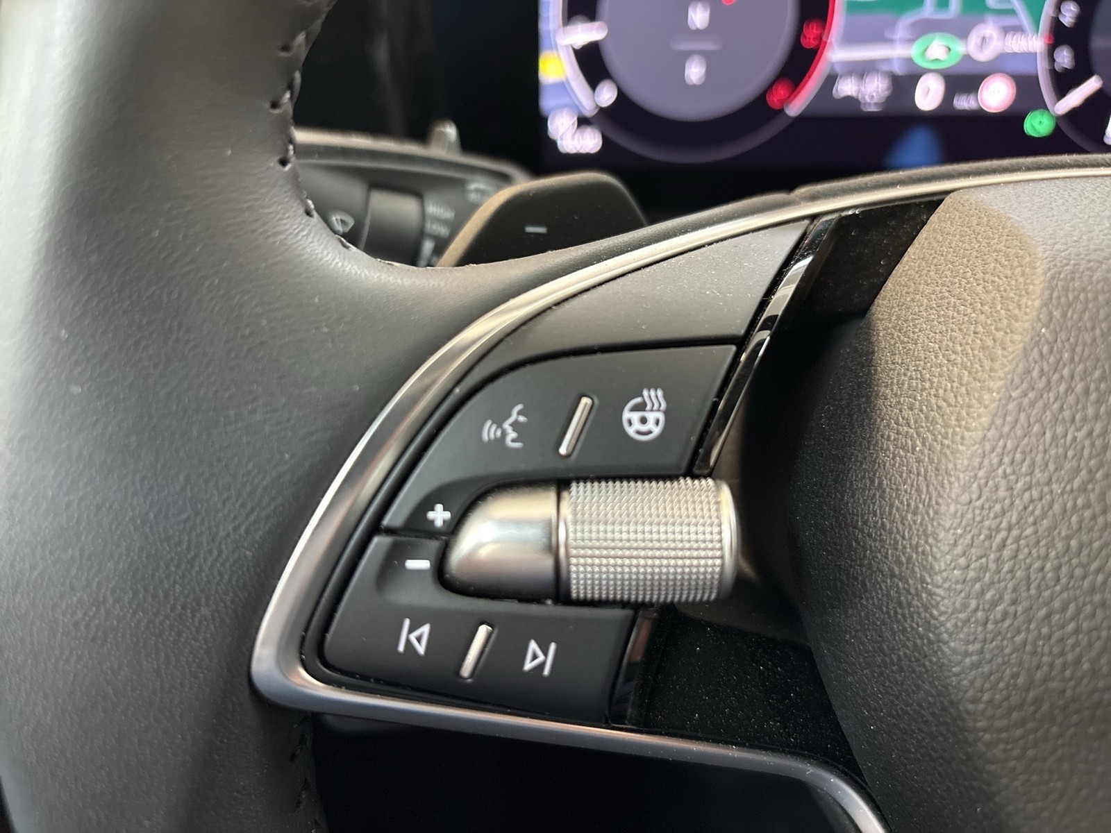 Skoda Kodiaq 2.0 SELECTION 4X4 7SITZE PANO AHK CAM ACC