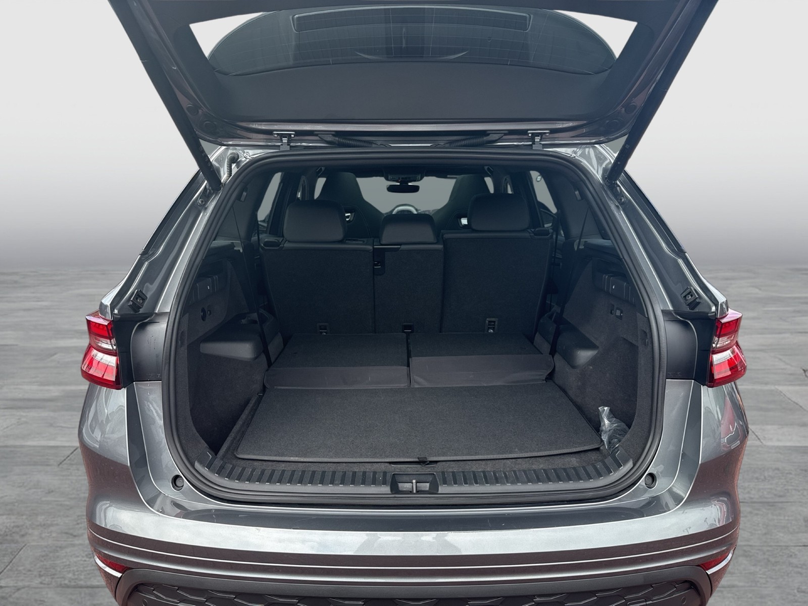 Skoda Kodiaq 2.0 SPORTLINE 4X4 7SITZE PANO STANDHZ AHK