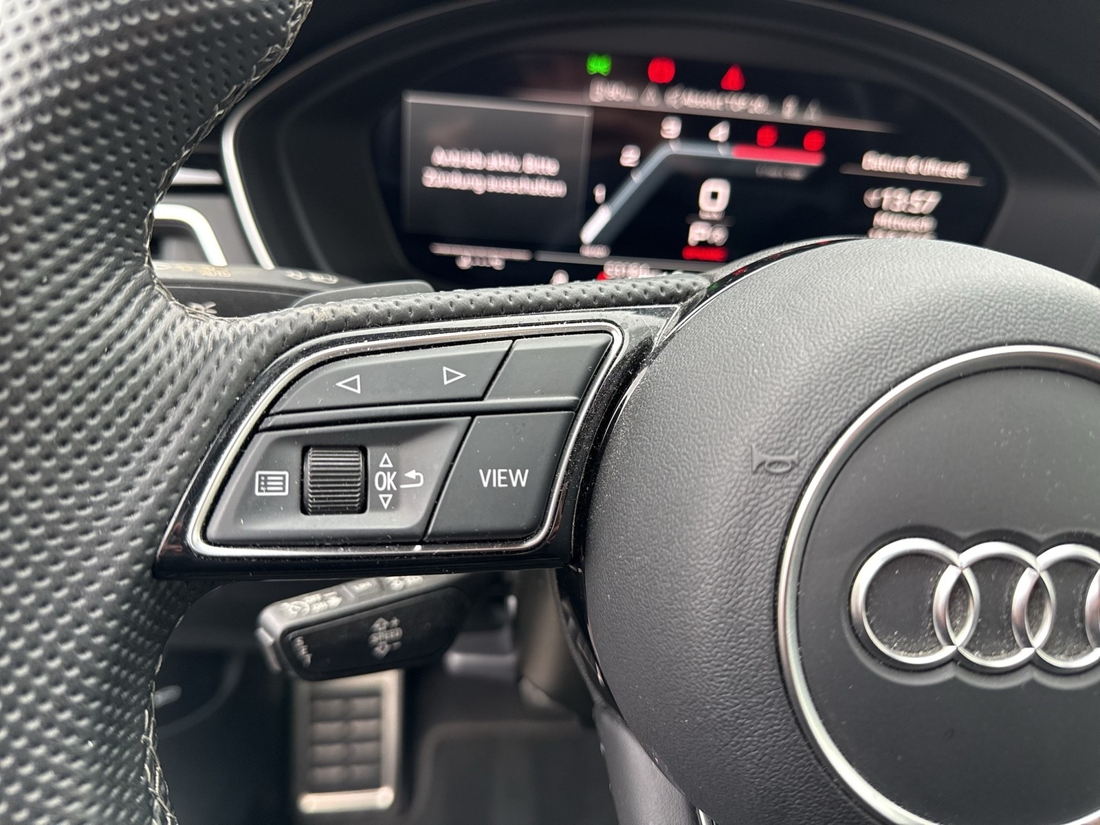 Audi S4 Avant Qu. PANO B&O CAM ALU19 HEADUP MATRIX