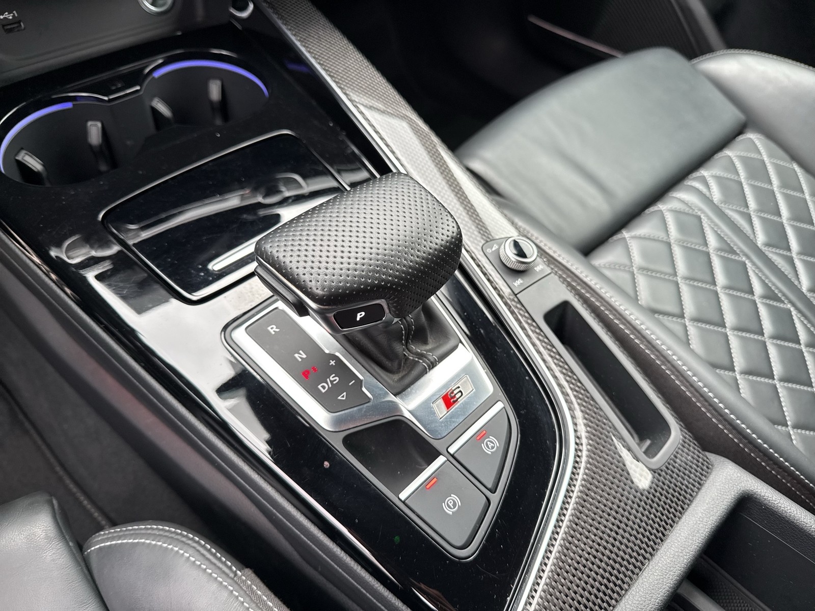 Audi S4 Avant Qu. PANO B&O CAM ALU19 HEADUP MATRIX