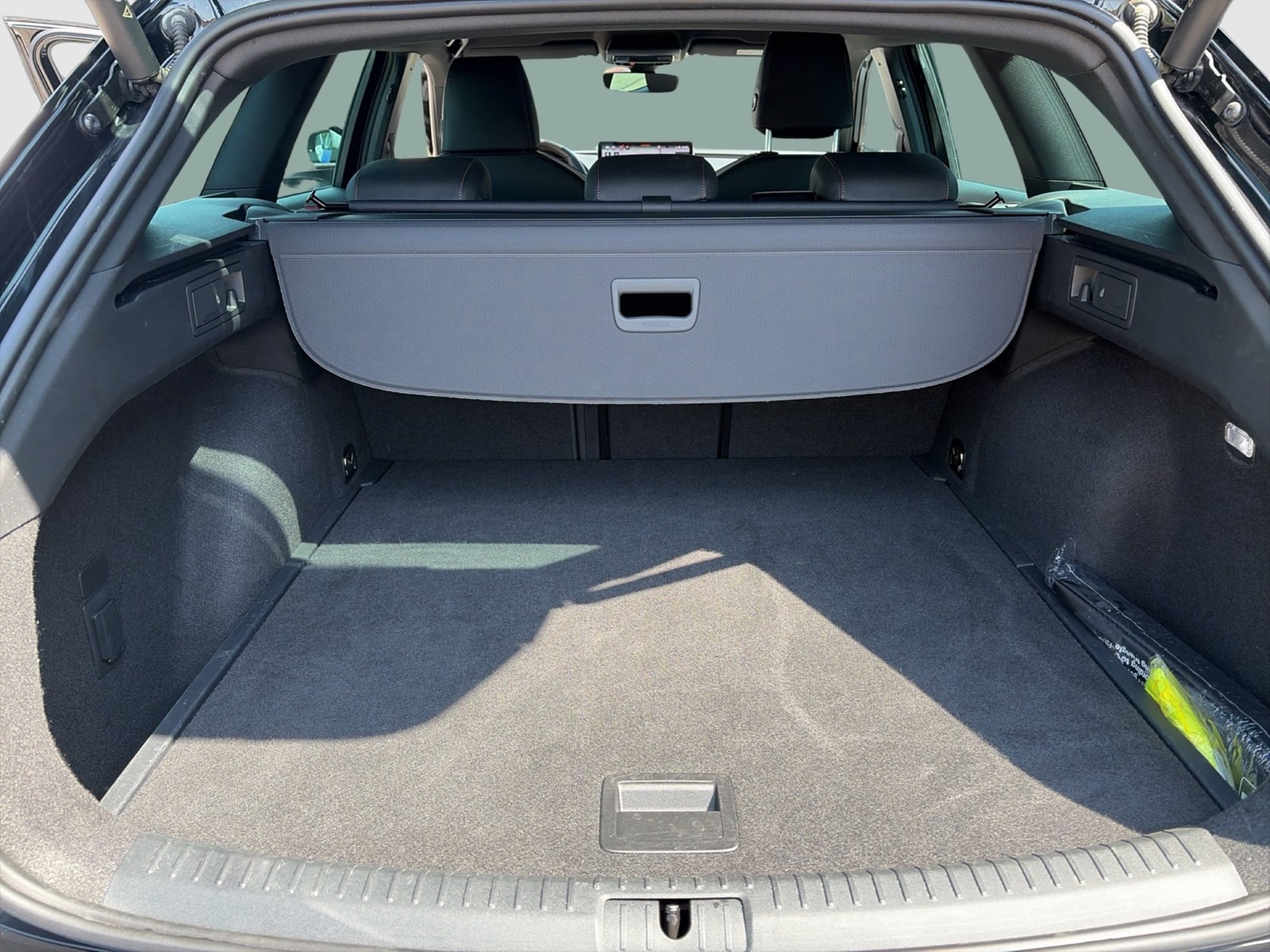 Cupra Leon ST 1.5 eTSI CAM ACC LM18 E-KLAPPE NAVI