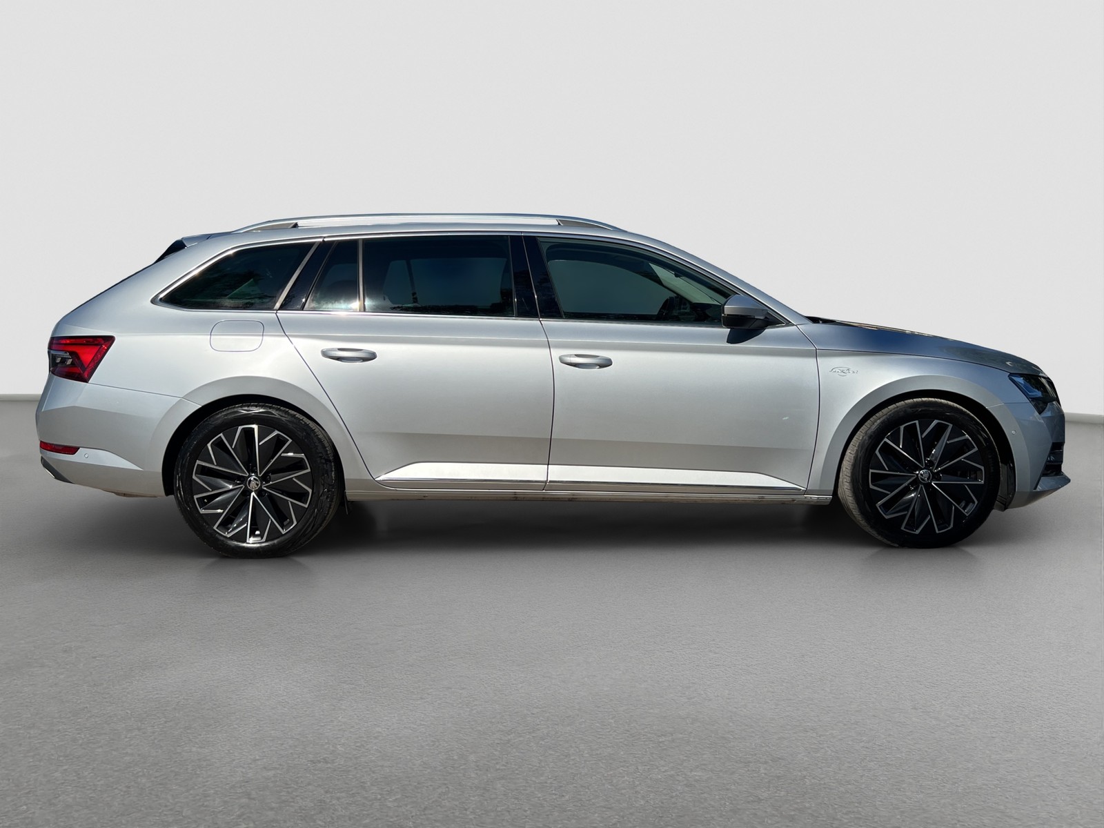 Skoda Superb Combi 2.0 L&K LEDER CAM ACC LM18 E-KLAPPE