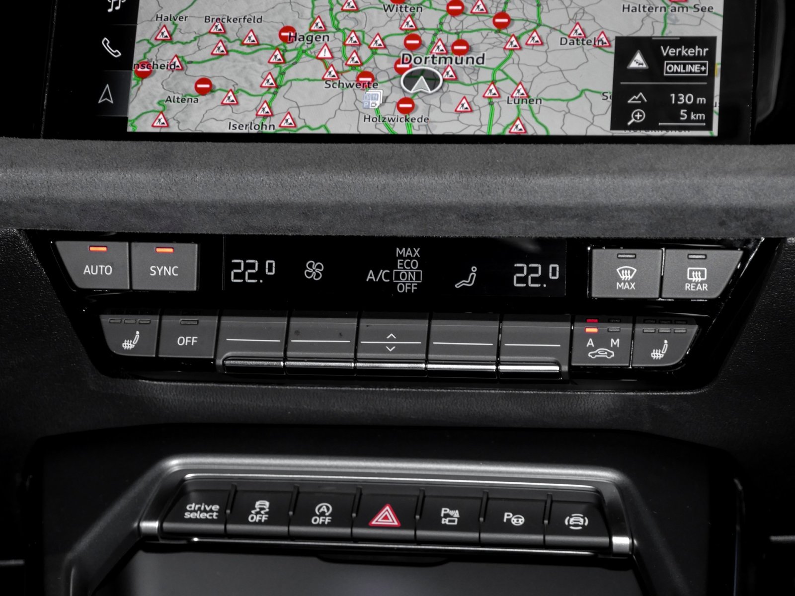 Audi A3 Sportback S Line TFSI quattro s tronic LM19