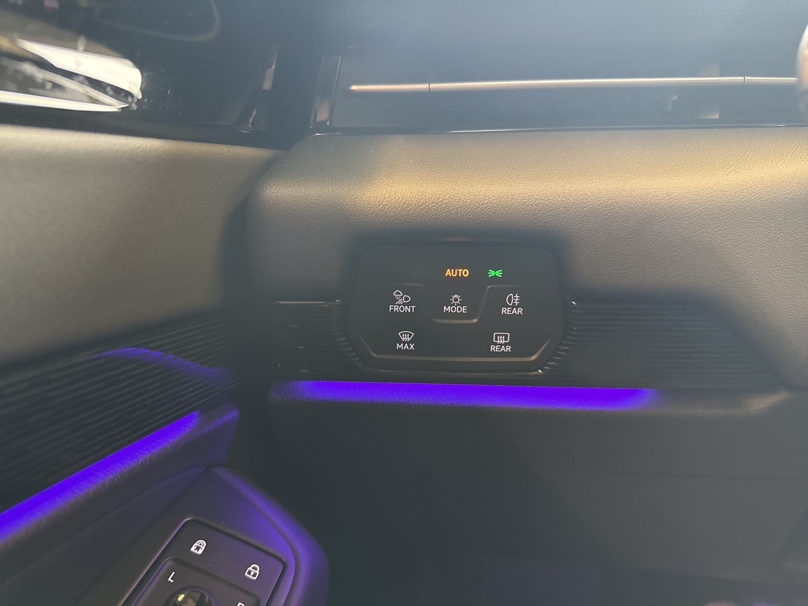 Volkswagen ID.7 Tourer PRO WÄRMEPUMPE AHK 360°CAM ACC LM19