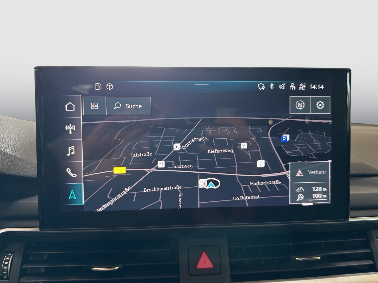 Audi A4 Avant 40 S LINE PANO STANDHZ. AHK CAM ALU19