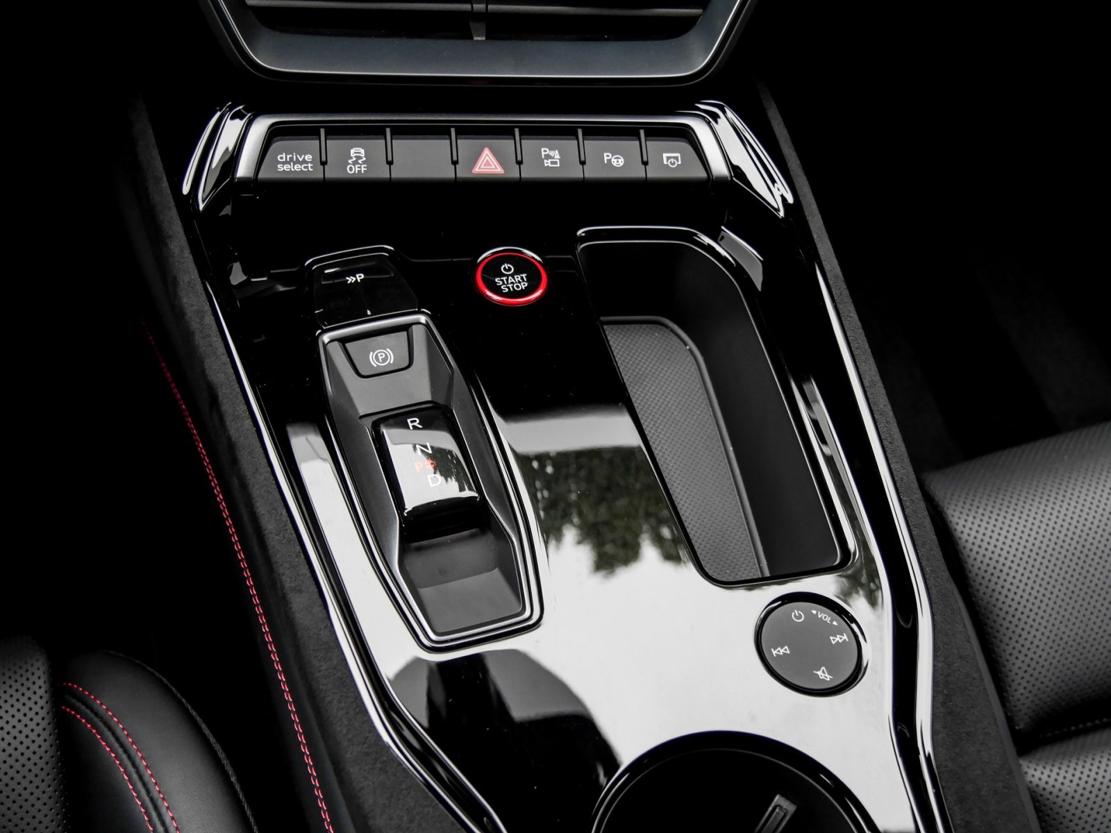 Audi RS e-tron GT performance quattro CARBONDACH LM21