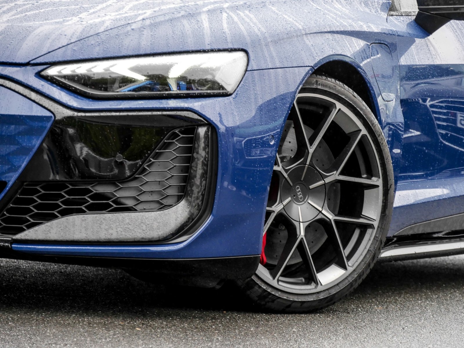 Audi RS e-tron GT performance quattro CARBONDACH LM21