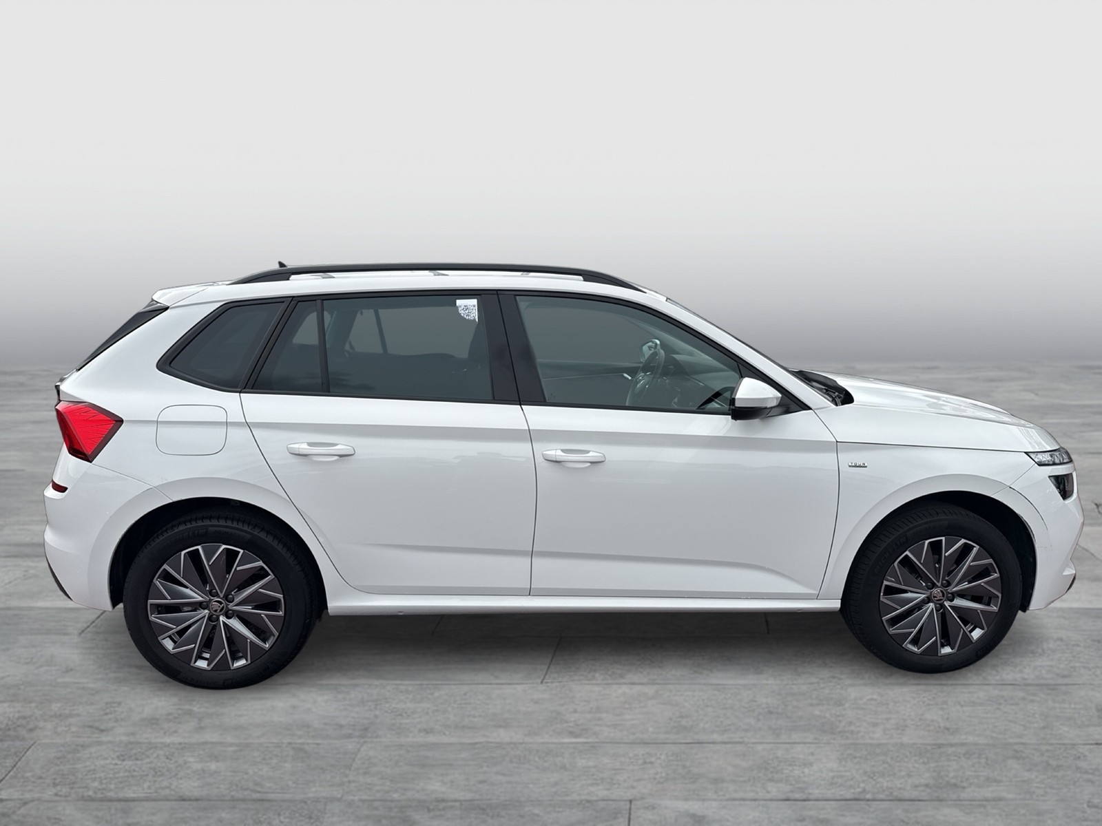 Skoda Kamiq 1.0 TOUR LM17 SITZHEIZUNG LED EINPARKHILFE
