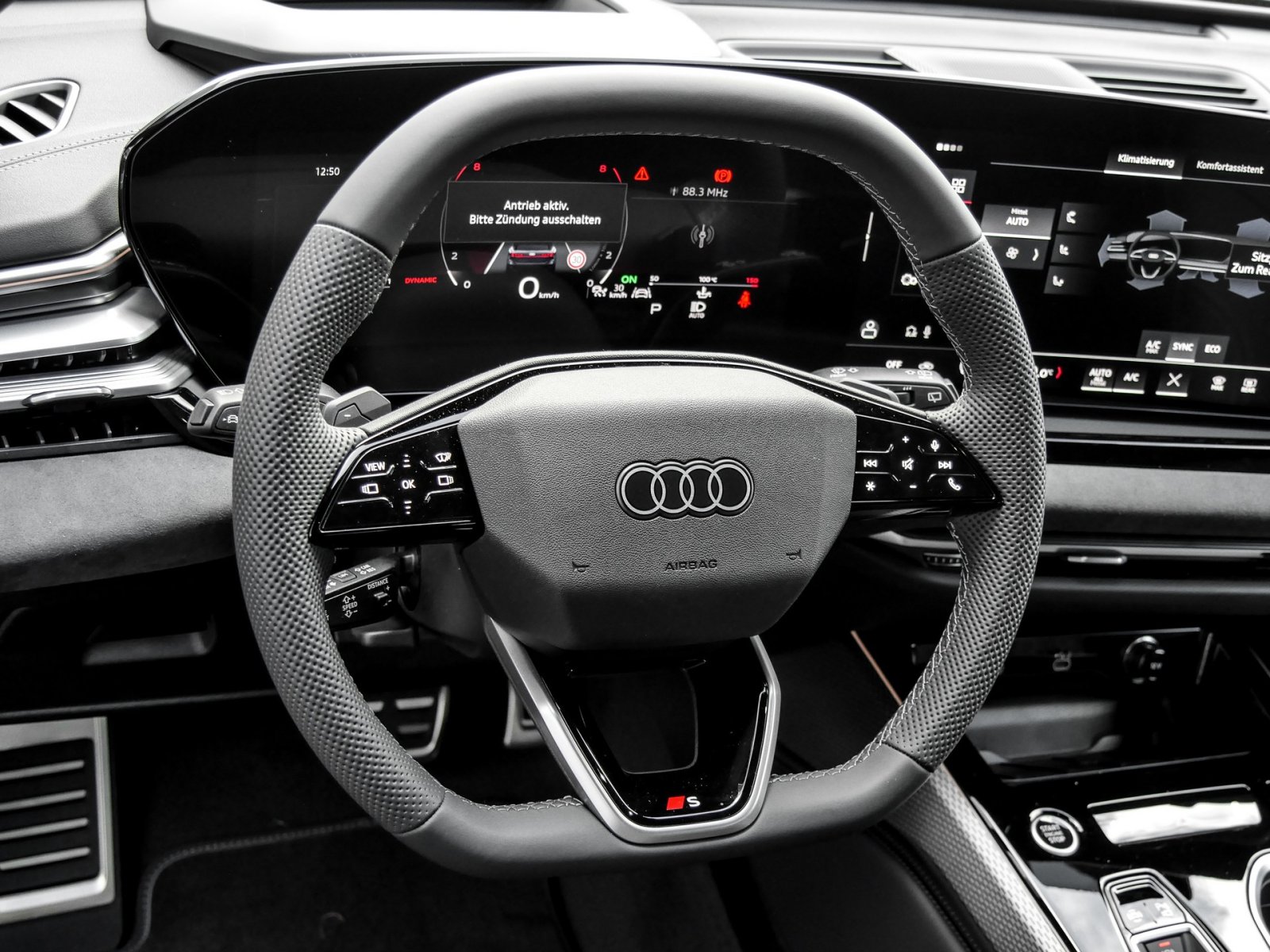 Audi A6 Avant TFSI quattro S tronic Techplus+AHK+B&O+Sportsitze+SLine+