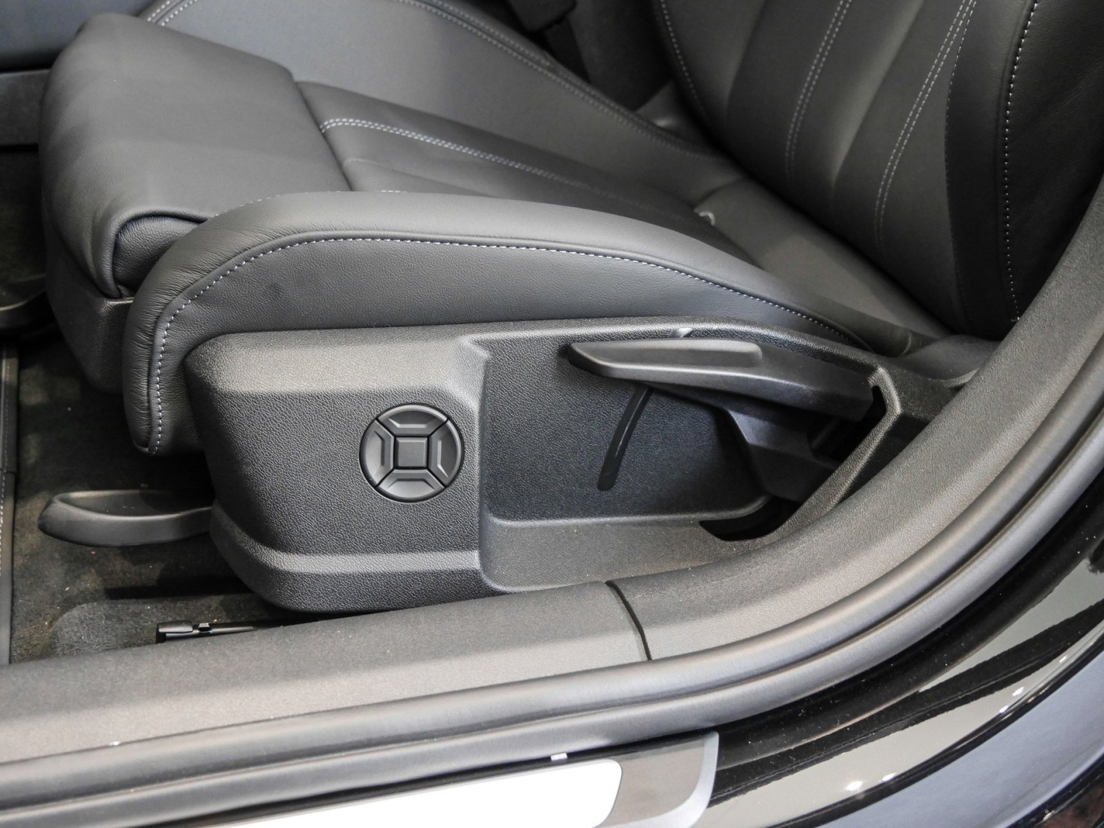 Audi A6 Avant TDI S tronic S Line Tech+Sportsitze+Alu+SLineExterieur+