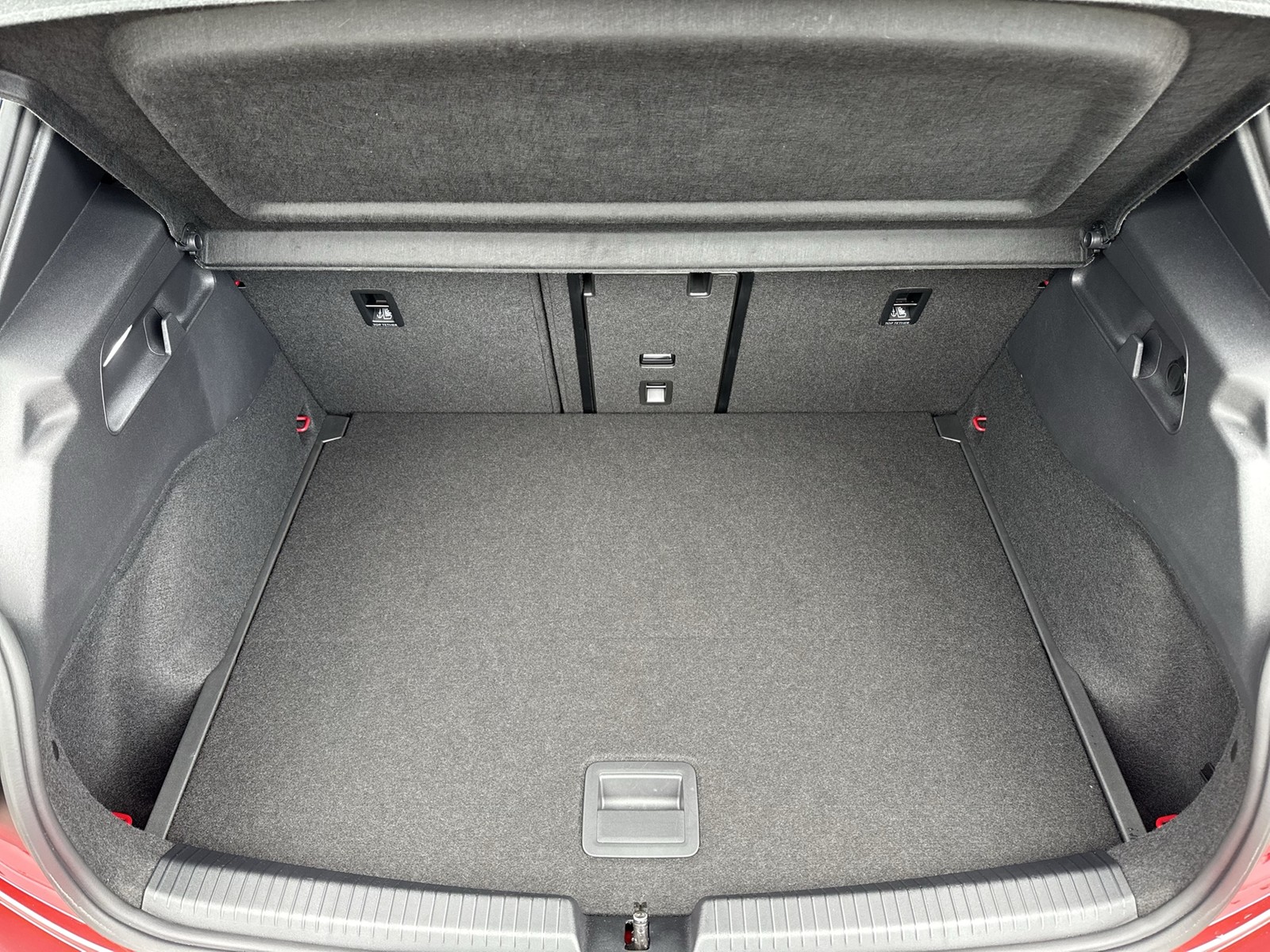 Volkswagen ID.3 GTX PERFORMANCE WÄRMEPUMPE PANO 360CAM LM20