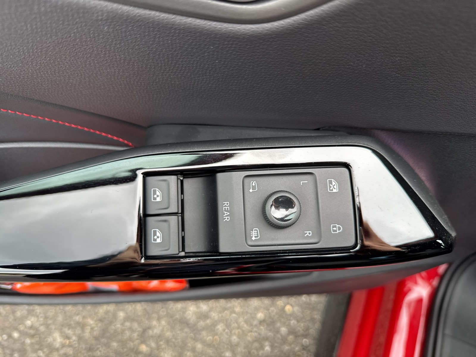 Volkswagen ID.3 GTX PERFORMANCE WÄRMEPUMPE PANO 360CAM LM20