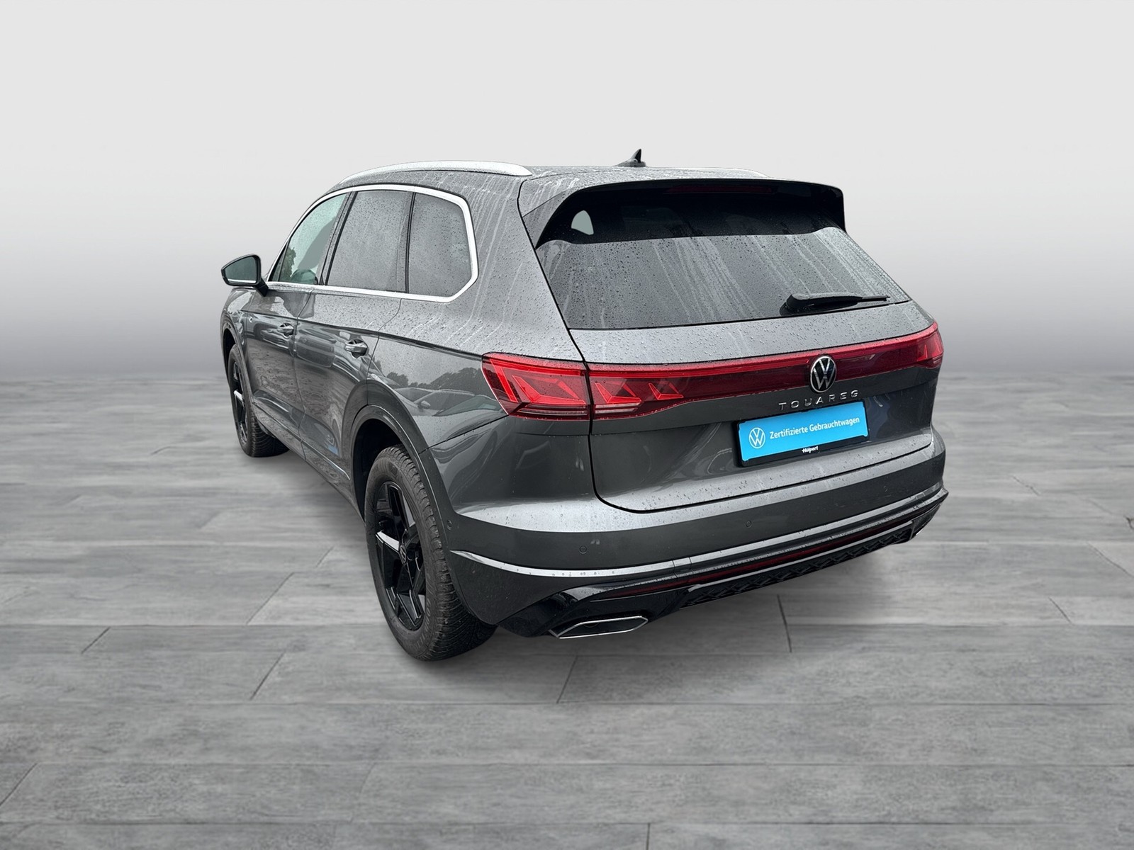 Volkswagen Touareg V6 R-LINE NEUES MODELL AHK CAM ACC LM19