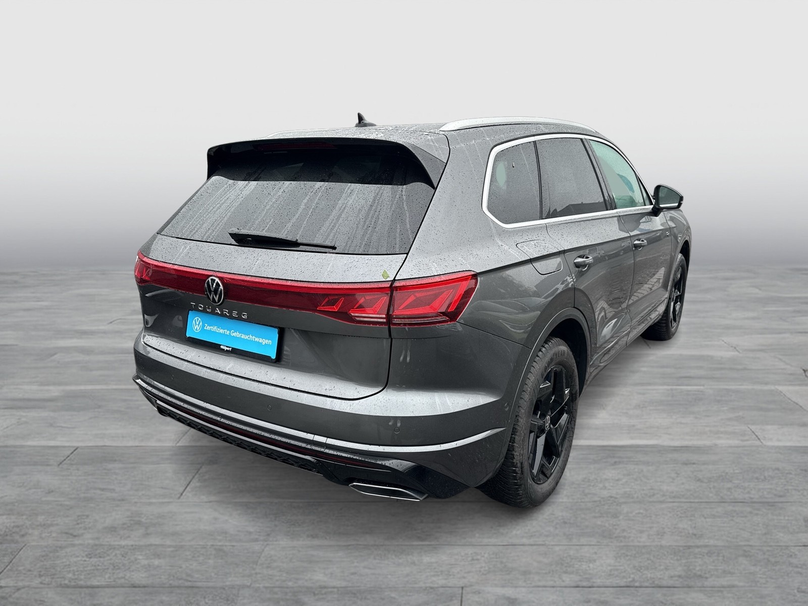 Volkswagen Touareg V6 R-LINE NEUES MODELL AHK CAM ACC LM19