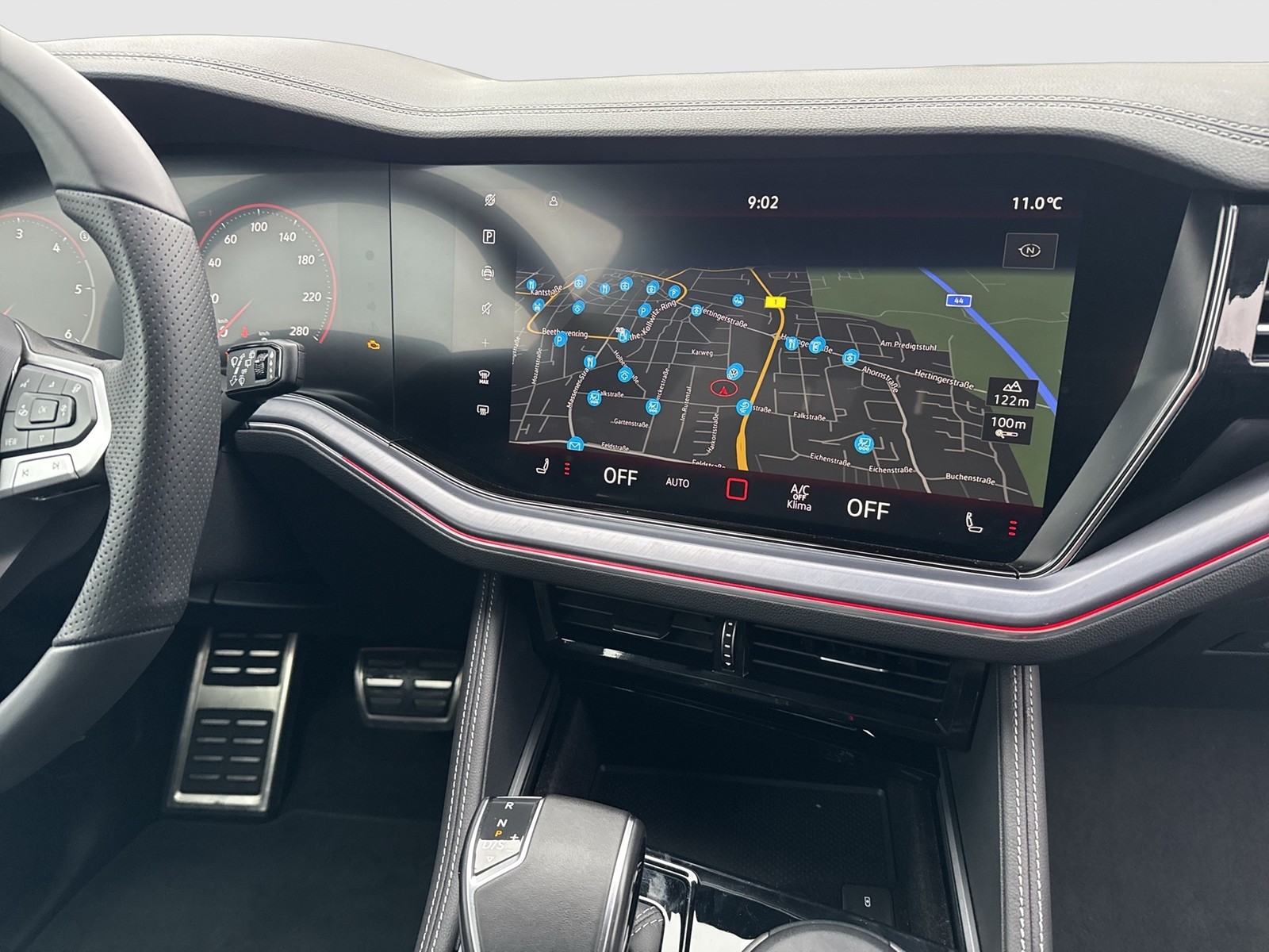 Volkswagen Touareg V6 R-LINE NEUES MODELL AHK CAM ACC LM19