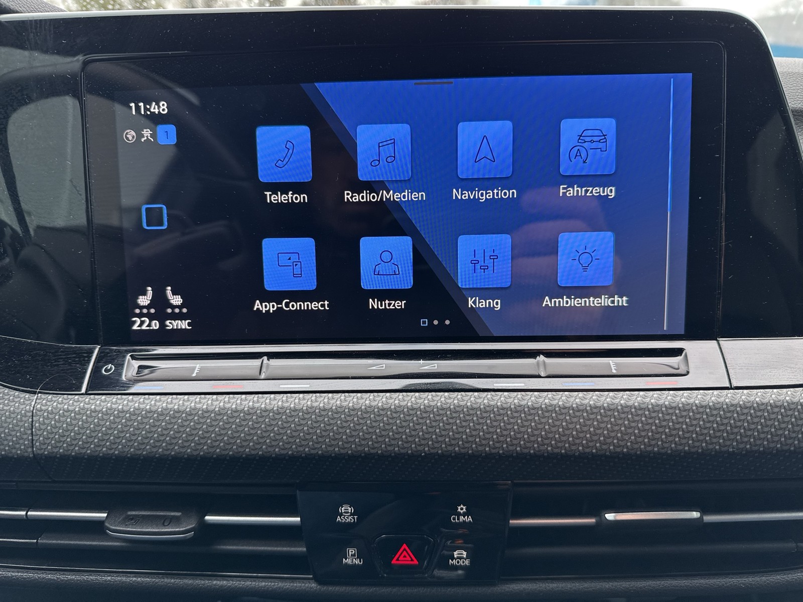 Volkswagen Golf Variant VIII 2.0 R 4X4 AHK ACC LM19 NAVI