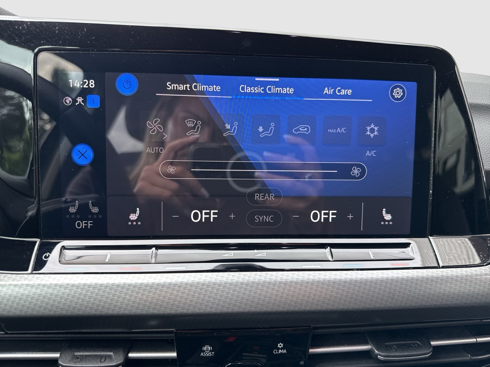 Volkswagen Golf Variant VIII 2.0 ALLTRACK 4X4 STANDHZ. LM18