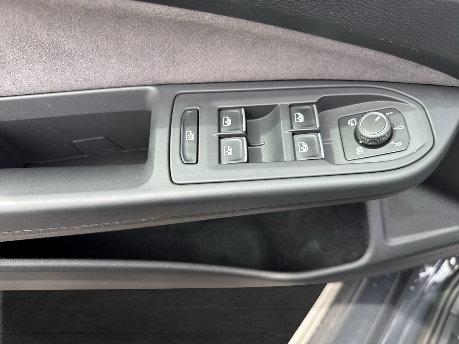 Volkswagen Golf Variant VIII 2.0 ALLTRACK 4X4 STANDHZ. LM18