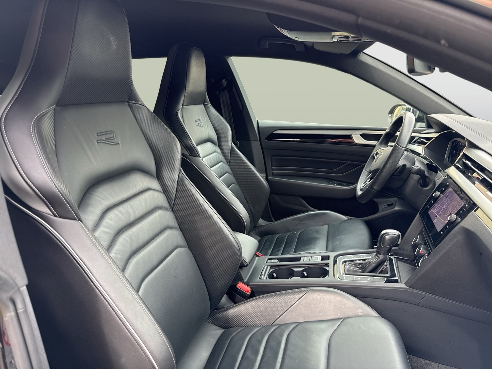 Volkswagen Arteon Shooting Brake 2.0 R-LINE 4X4 LEDER AHK