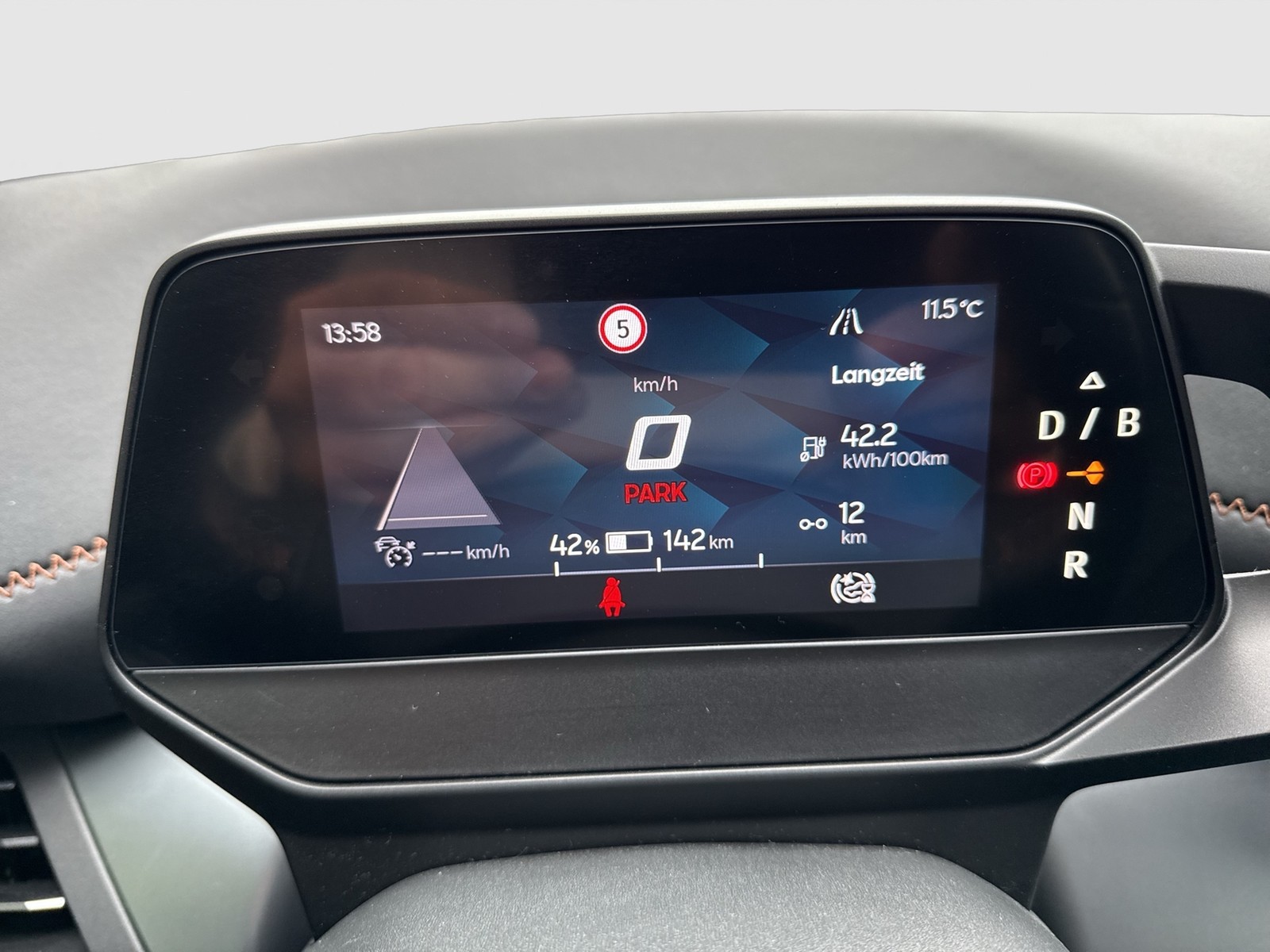 Cupra Born e-BOOST BEATS 360°CAM ACC LM19 NAVI SITZHZ.