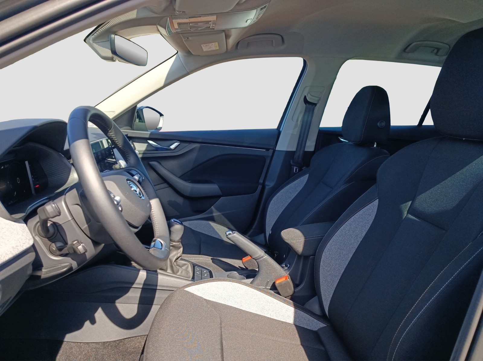Skoda Kamiq 1.0 Selection KAMERA SITZHEIZ ALU17 MATRIX