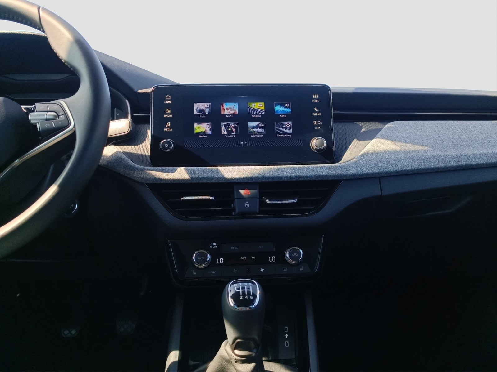 Skoda Kamiq 1.0 Selection KAMERA SITZHEIZ ALU17 MATRIX