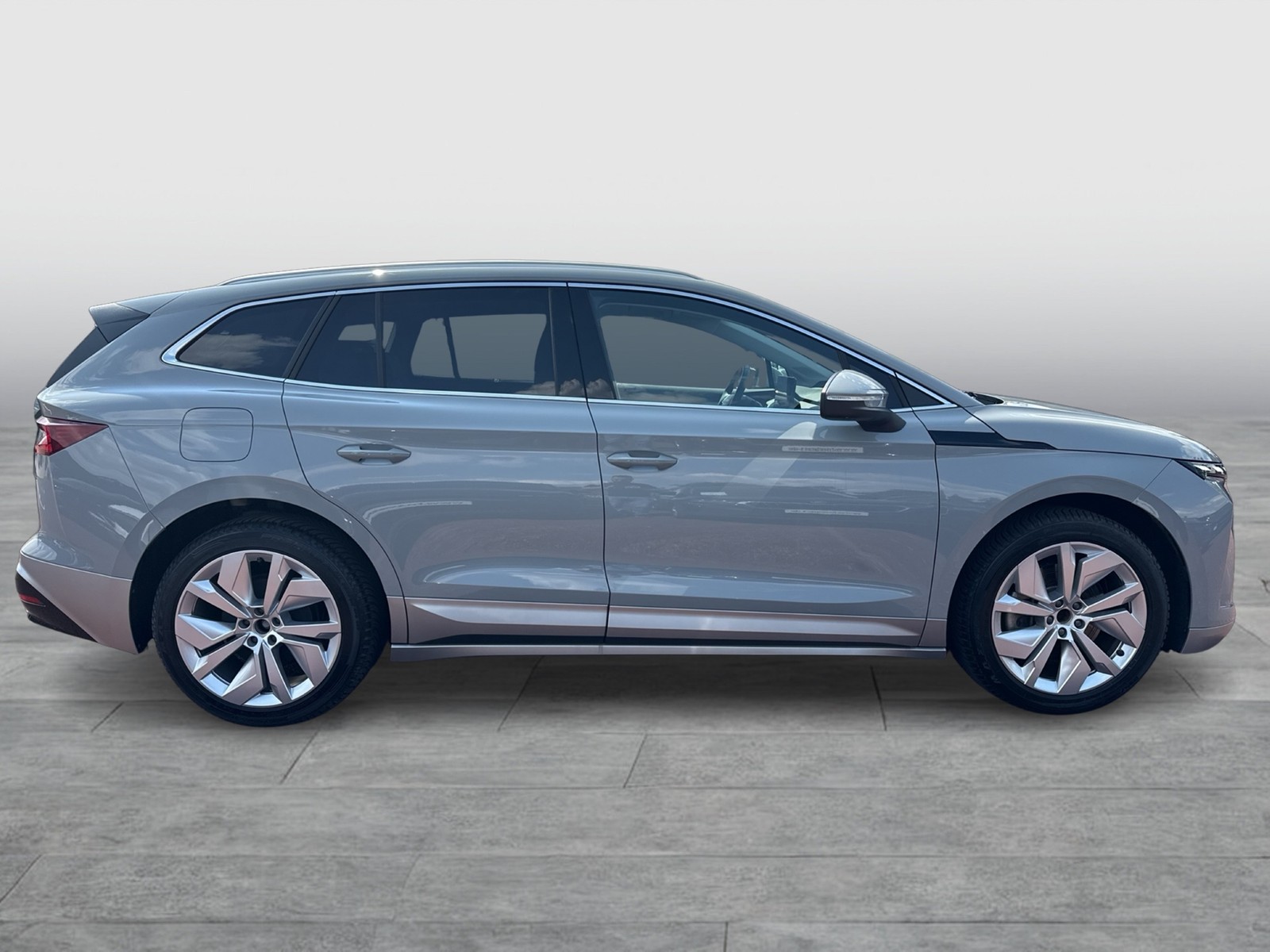 Skoda Enyaq 85 LOFT WÄRMEPUMPE CANTON AHK 360°CAM LM20