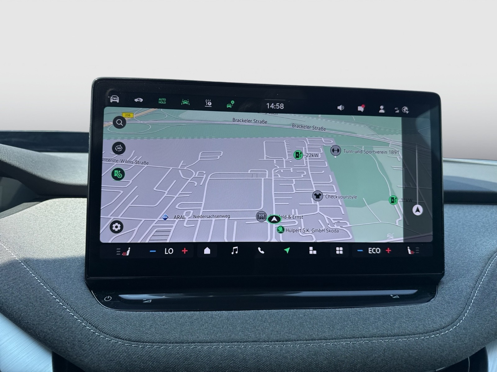 Skoda Enyaq 85 LOFT WÄRMEPUMPE CANTON AHK 360°CAM LM20