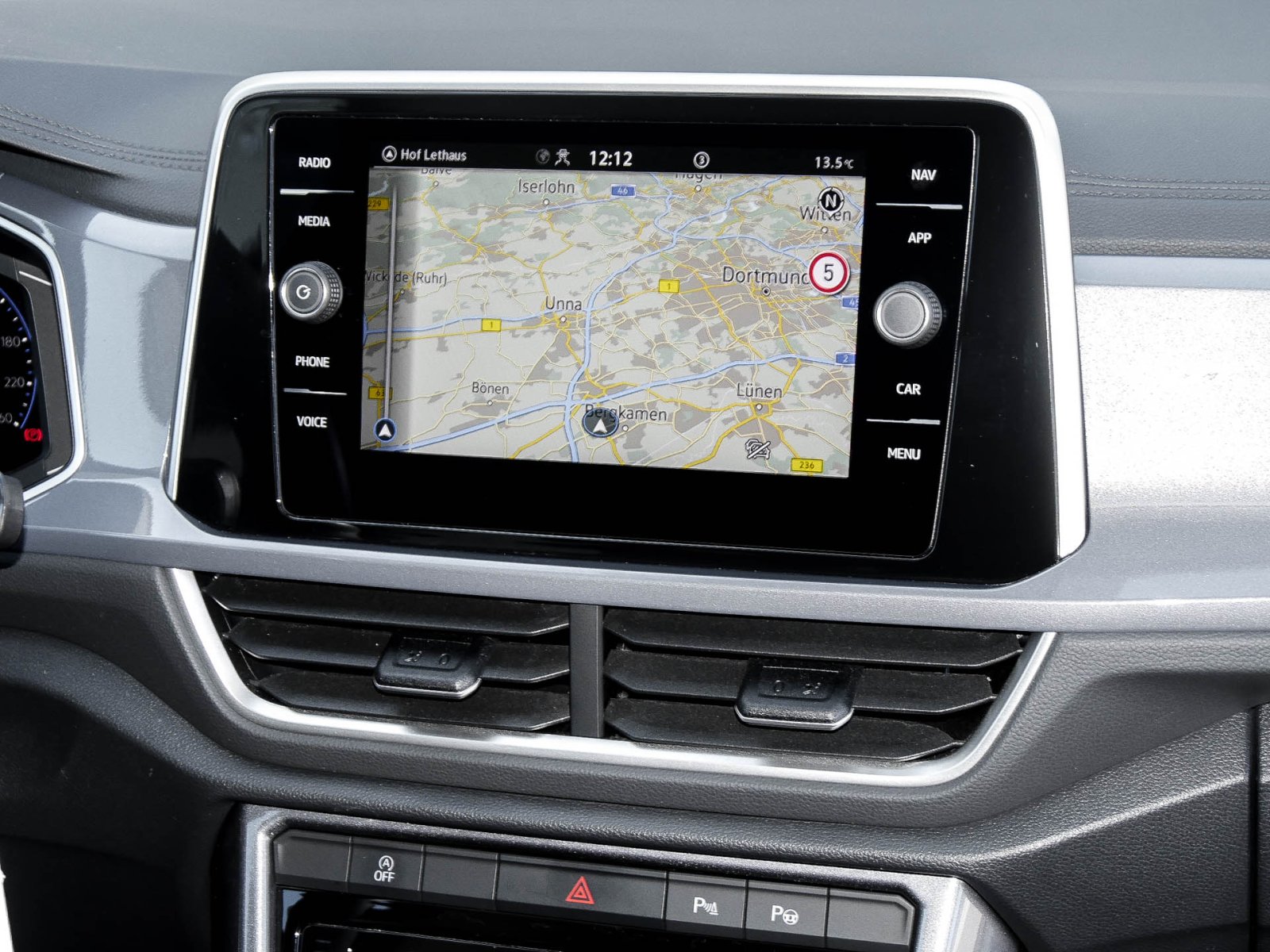 Volkswagen T-Roc 1.5 Style NAVI AHK SITZHEIZ ALU17