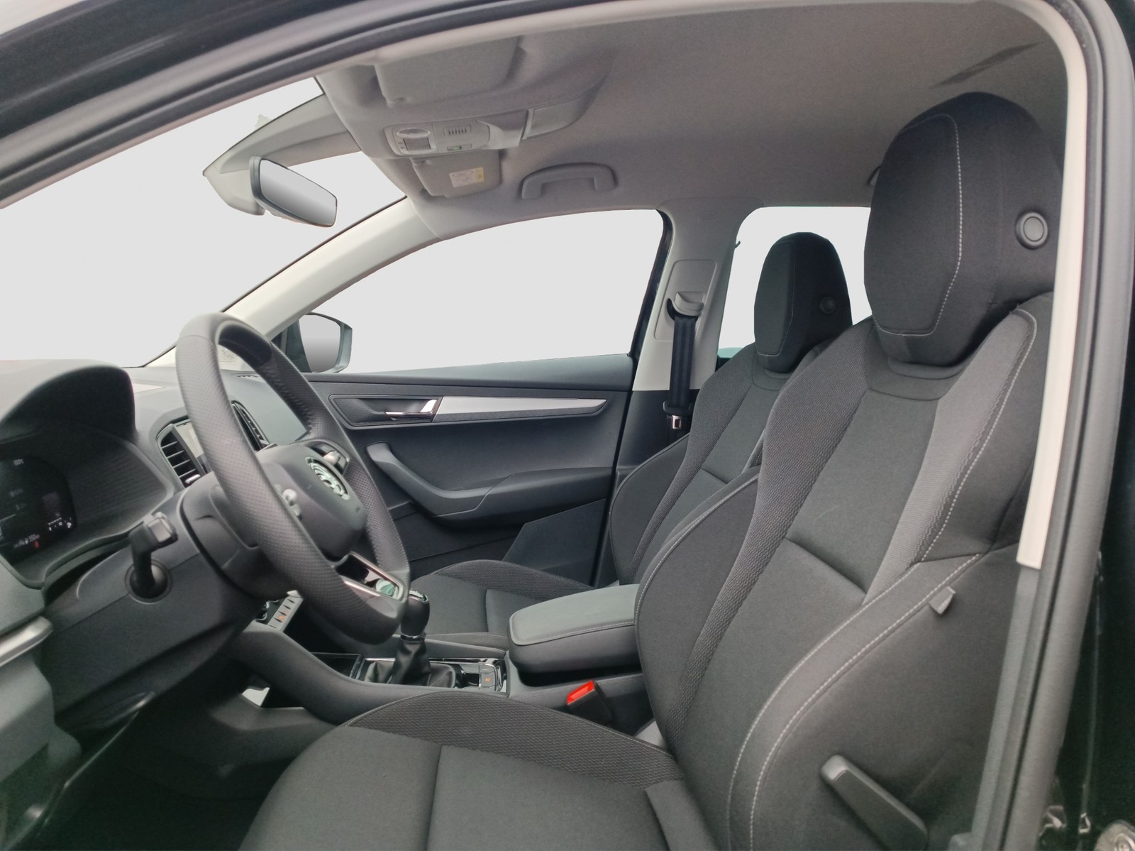 Skoda Karoq 1.5 Selection CAM SITZHEIZ MATRIX eKLAPPE