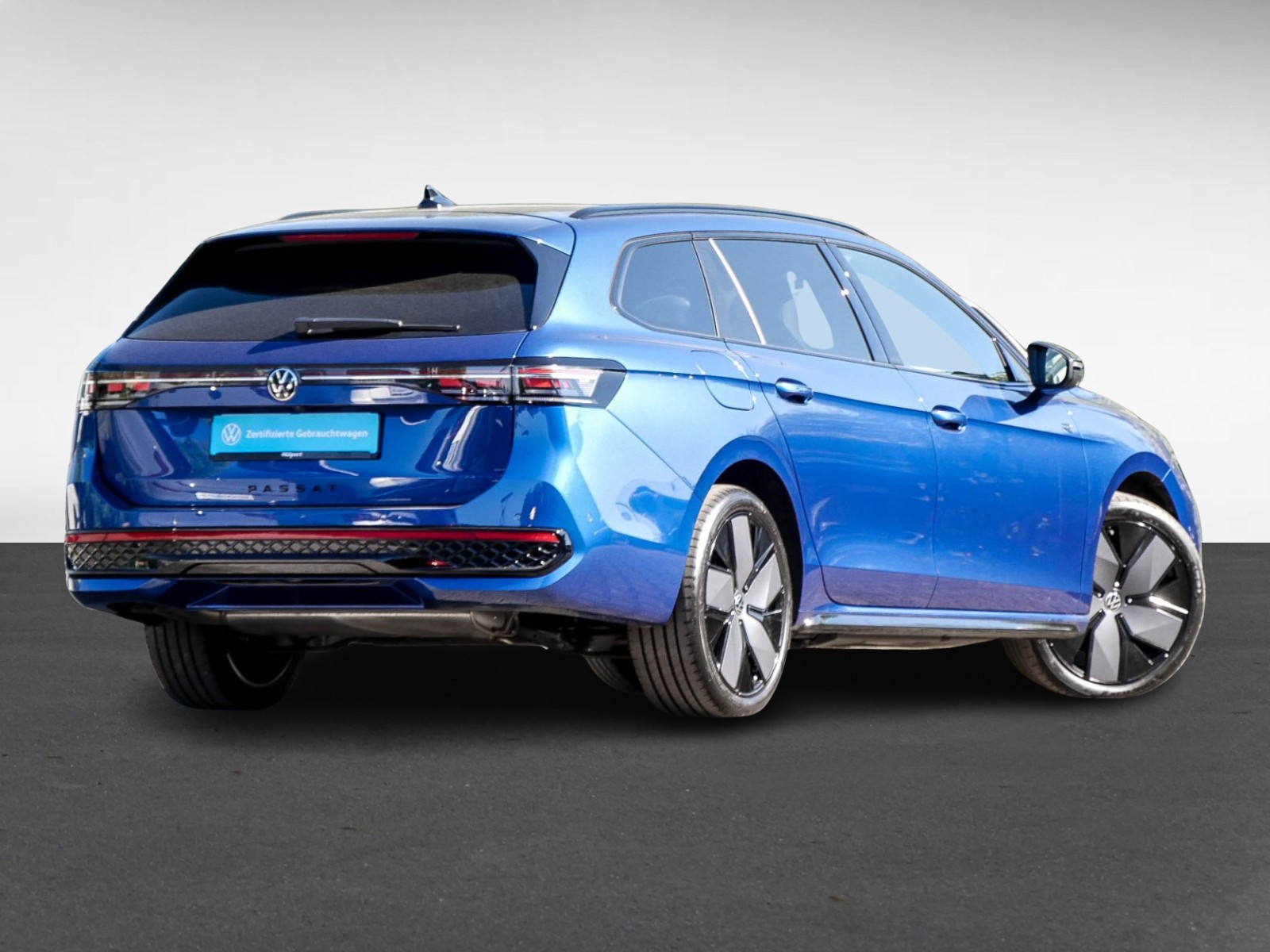 Volkswagen Passat Variant 1.5 Hybrid R-Line NEUES MODELL