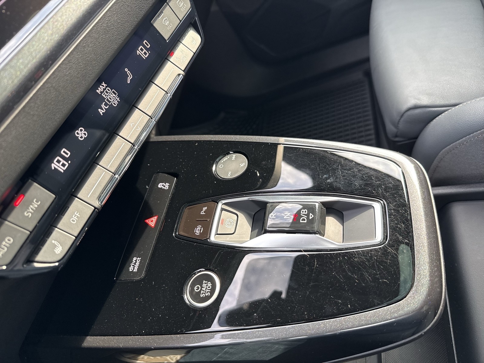 Audi Q4 e-tron Sportback 50 Qu. S LINE PANO SONOS