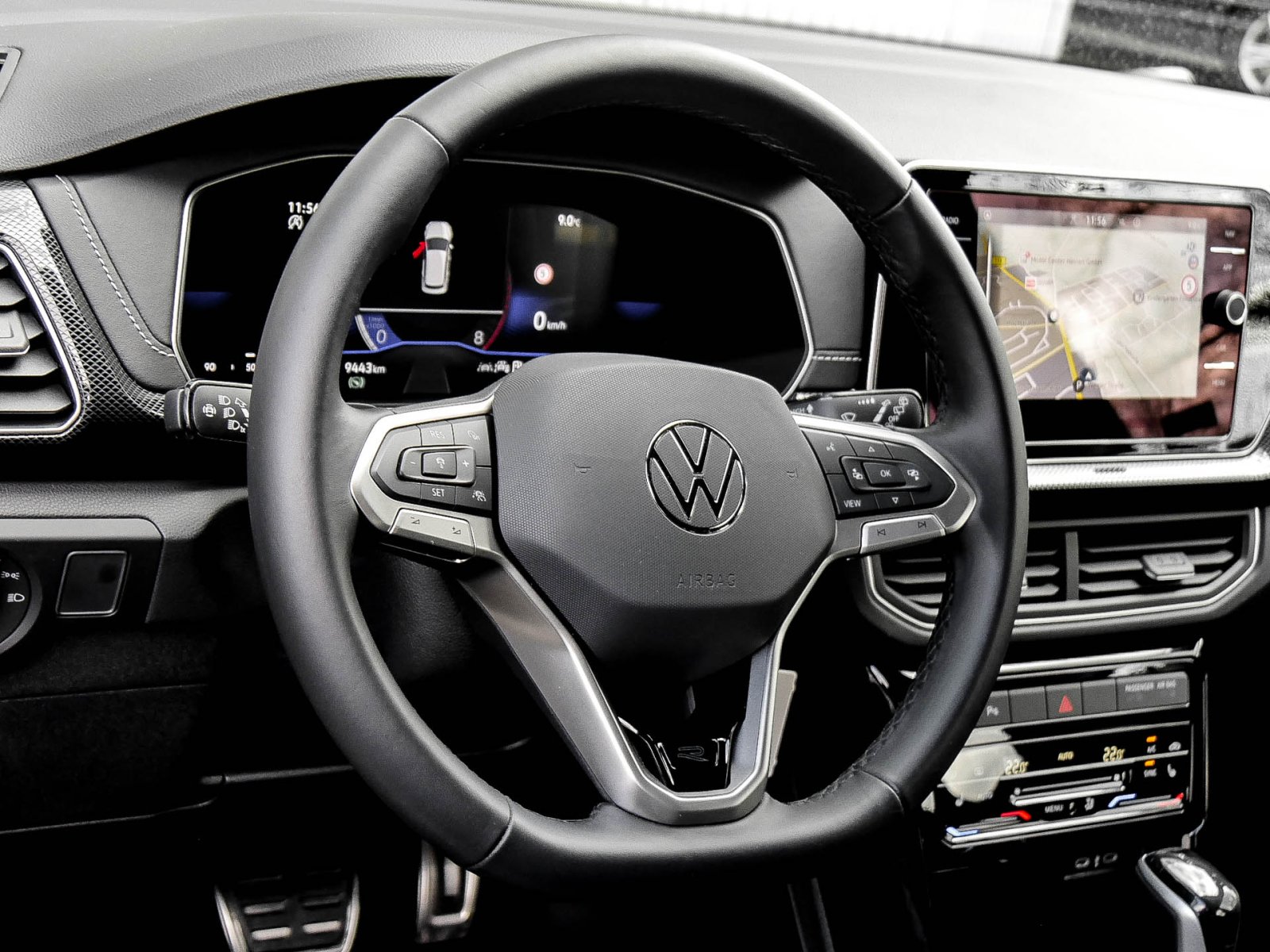 Volkswagen T-Cross 1.5 R-Line NAVI KAMERA MATRIX SITZHEIZ.