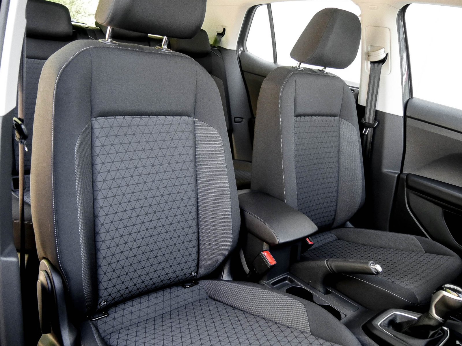 Volkswagen T-Cross 1.5 LIFE ALU NAVI EINPARKHILFE BLUETOOTH