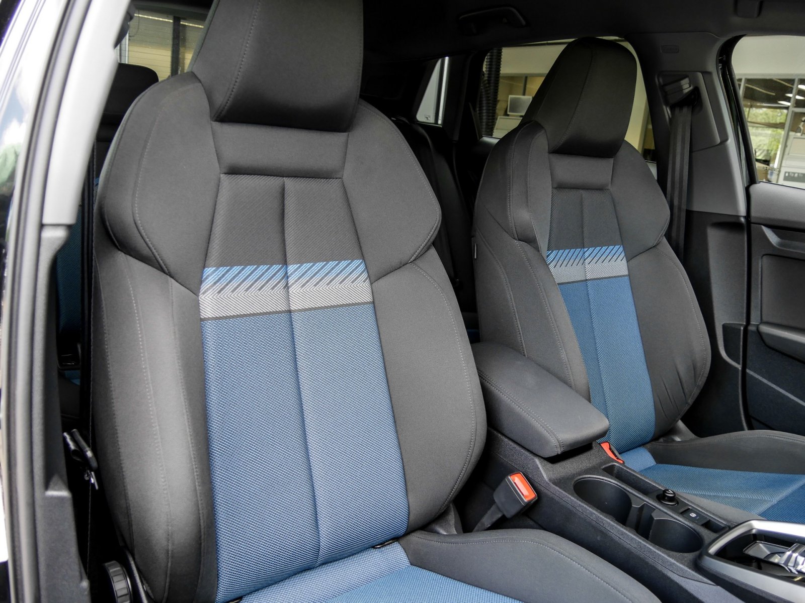 Audi A3 Sportback 45 HYBRID S LINE BLACKPAK NAVI LM17