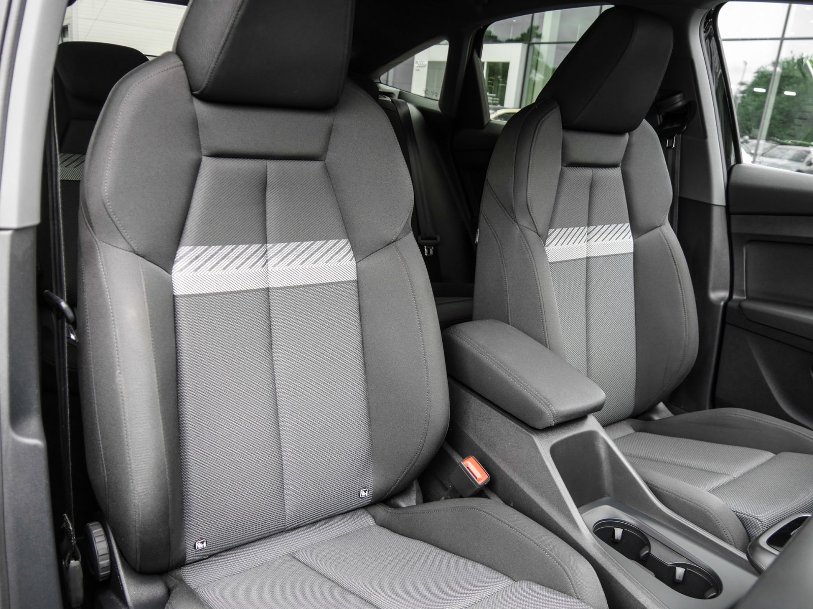 Audi Q4 e-tron Sportback 35 CAM ACC LM19 eKLAPPE NAVI+
