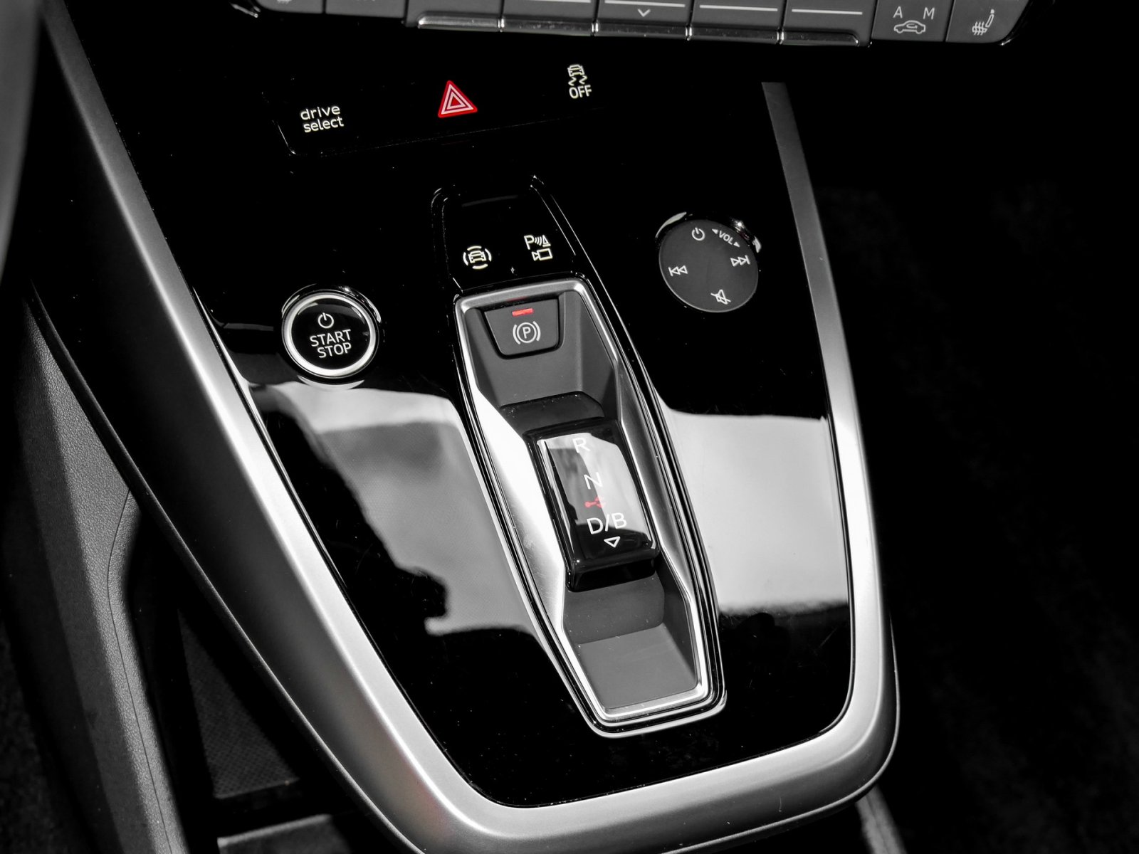 Audi Q4 e-tron Sportback 35 CAM ACC LM19 eKLAPPE NAVI+