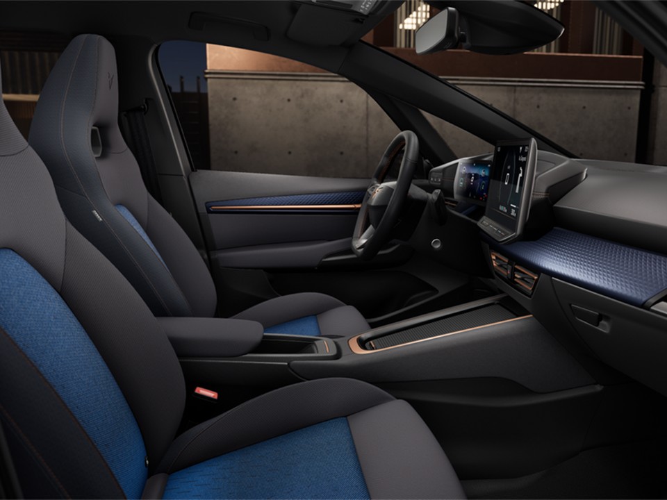 Cupra Born KEYLESS CAM NAVI SITZHZG