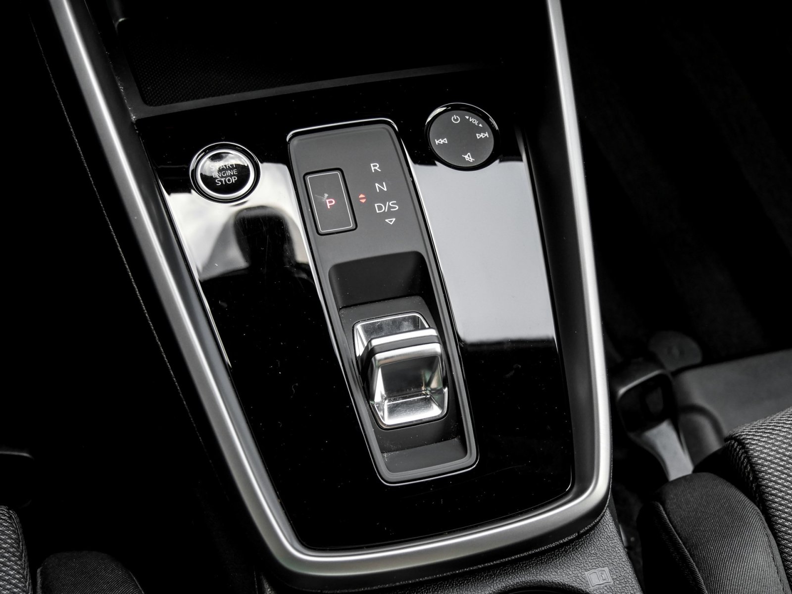 Audi A3 35 advanced MATRIXLED NAVI+ LM17 SITZHEIZUNG