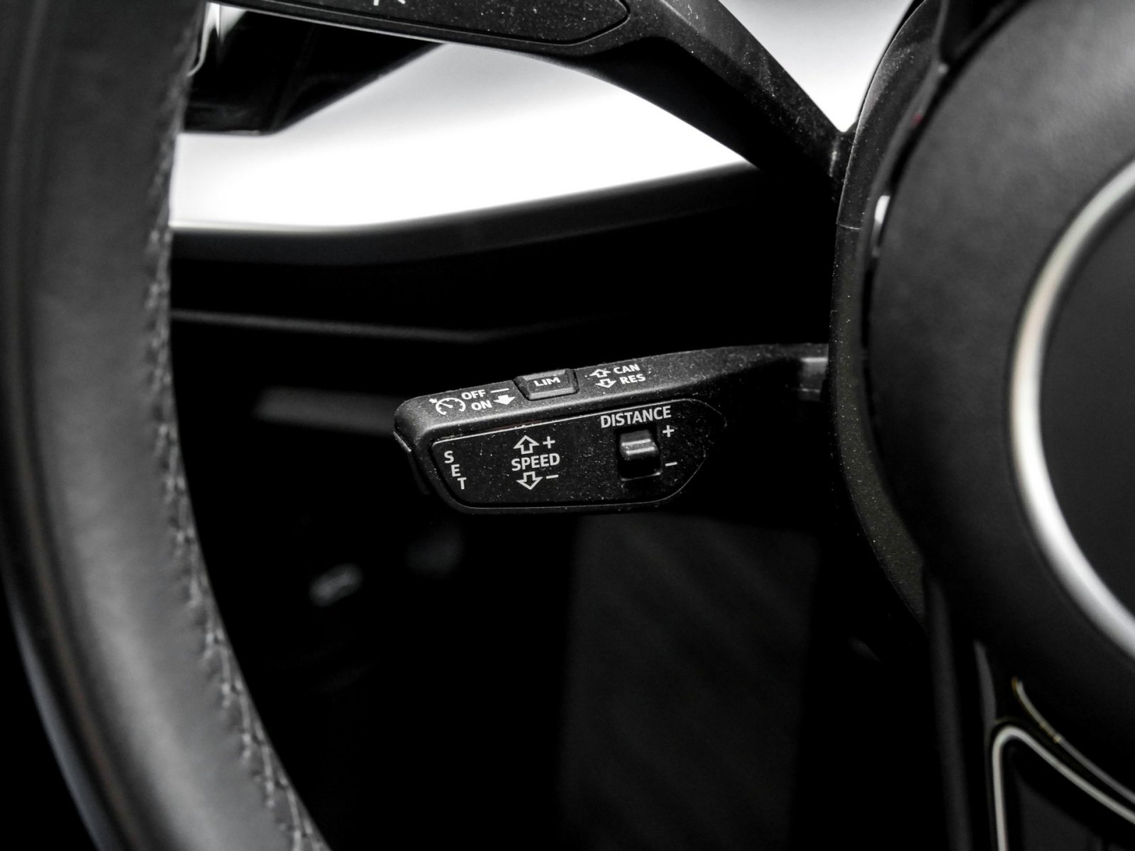 Audi A3 35 advanced MATRIXLED NAVI+ LM17 SITZHEIZUNG