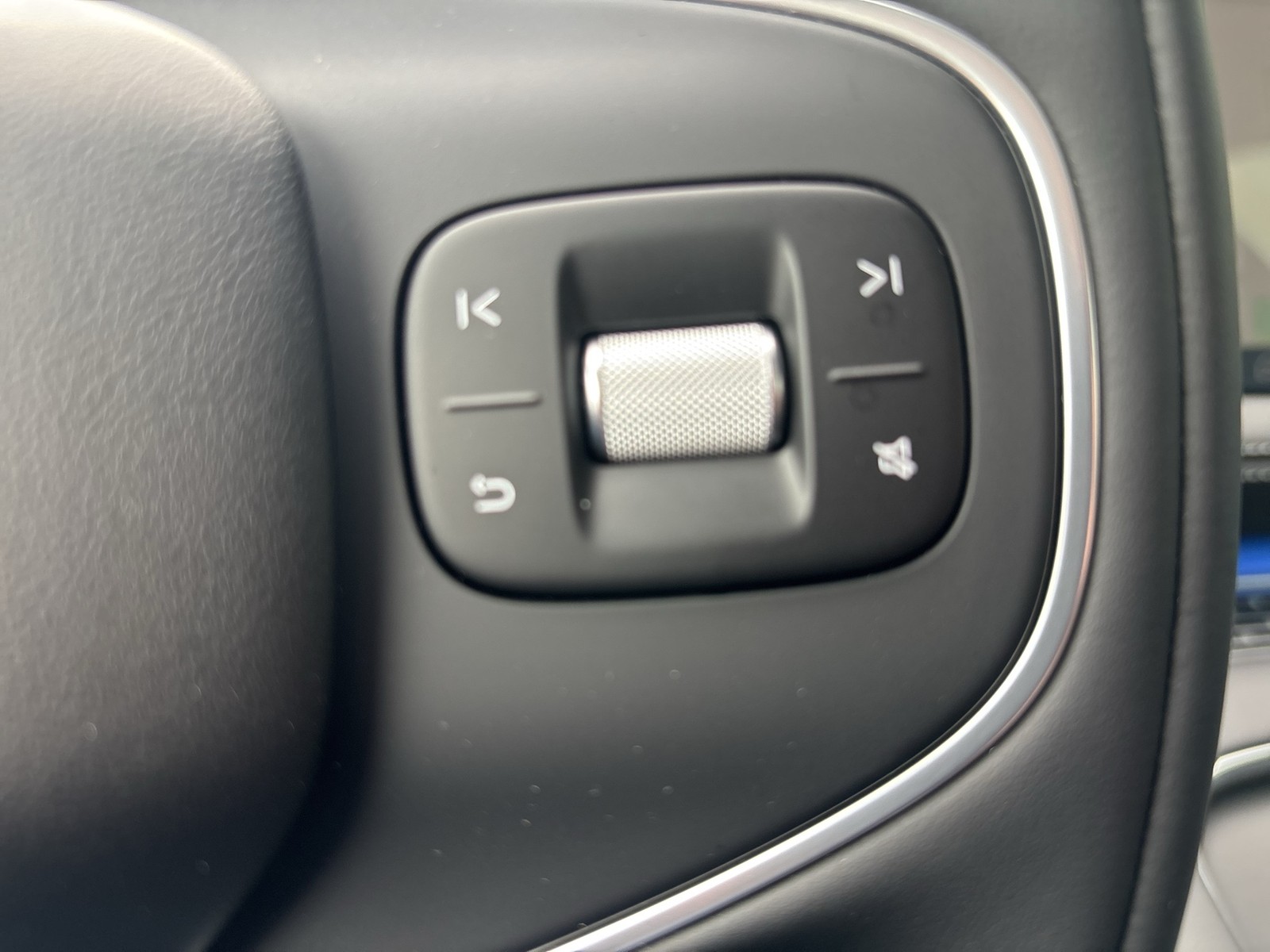 XPENG G9 AWD Performance AHK DYNAUDIO LEDER LM21